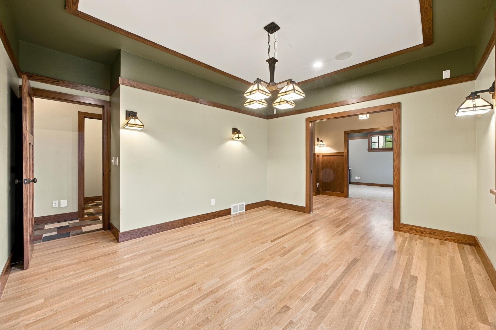 2005 single family home for sale at 7107 Maple Lane in Horace, ND — 4 bed, 4 bath (photo 15 of 72)