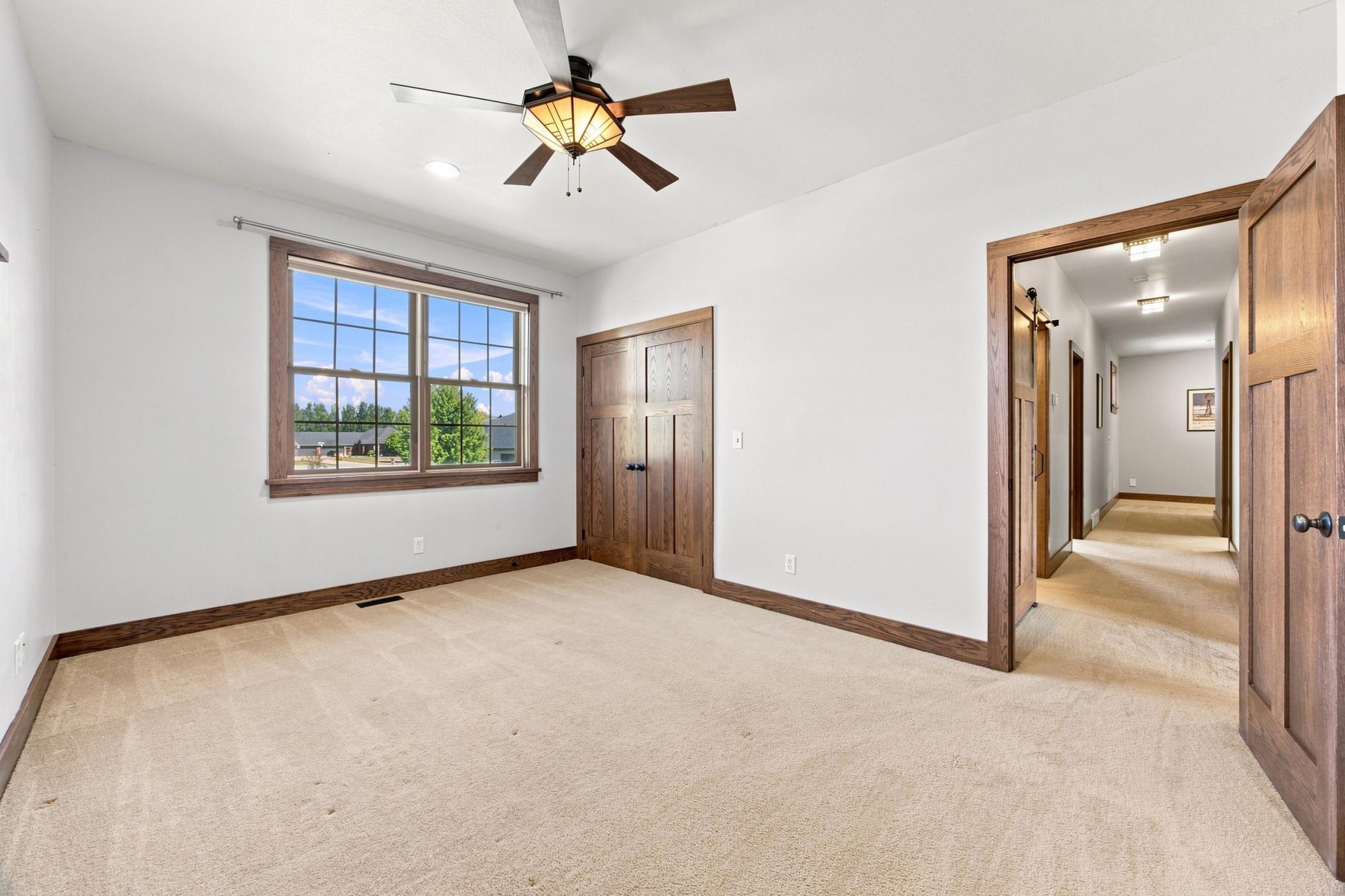 2005 single family home for sale at 7107 Maple Lane in Horace, ND — 4 bed, 4 bath (photo 29 of 72)
