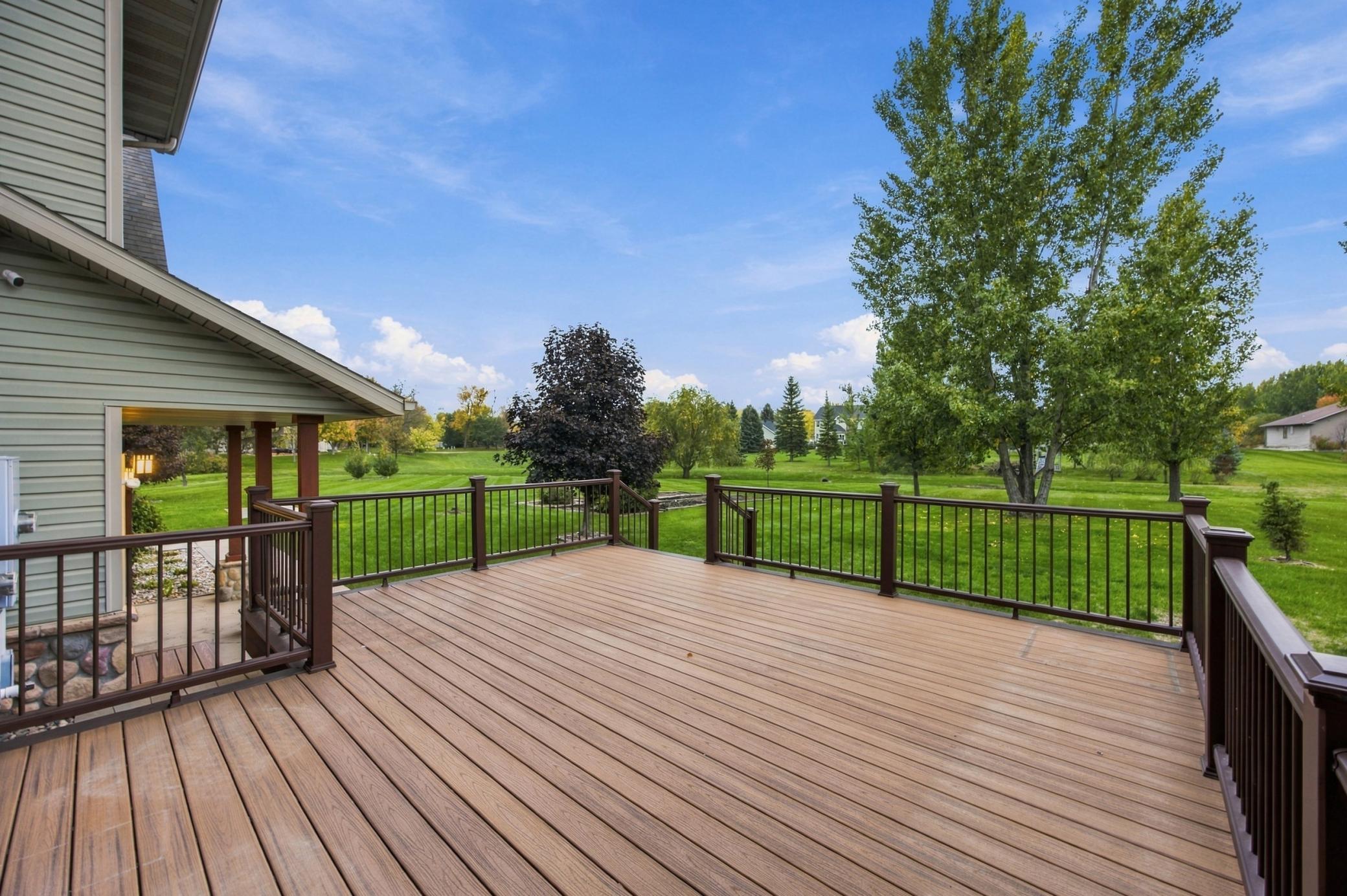 2005 single family home for sale at 7107 Maple Lane in Horace, ND — 4 bed, 4 bath (photo 52 of 72)
