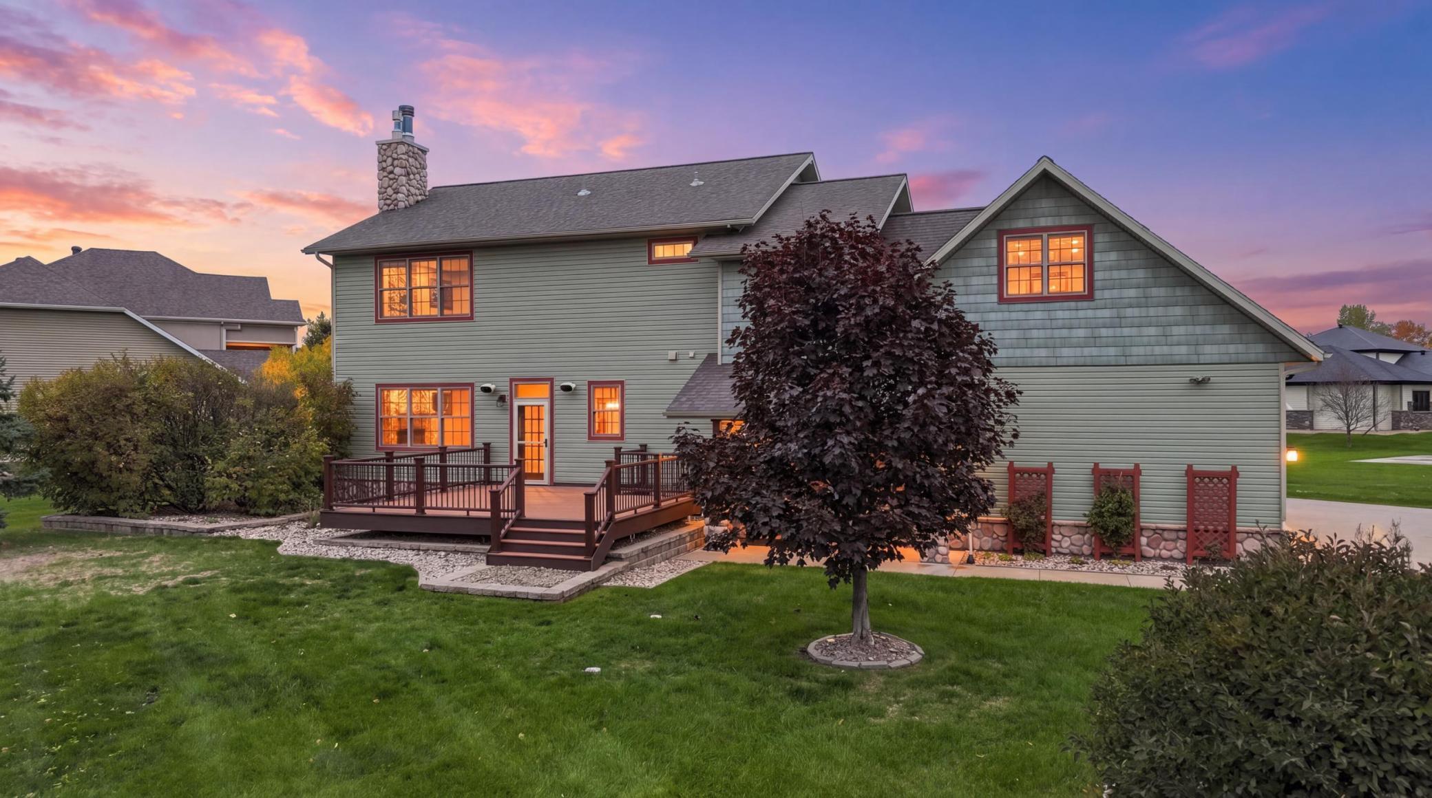 2005 single family home for sale at 7107 Maple Lane in Horace, ND — 4 bed, 4 bath (photo 67 of 72)