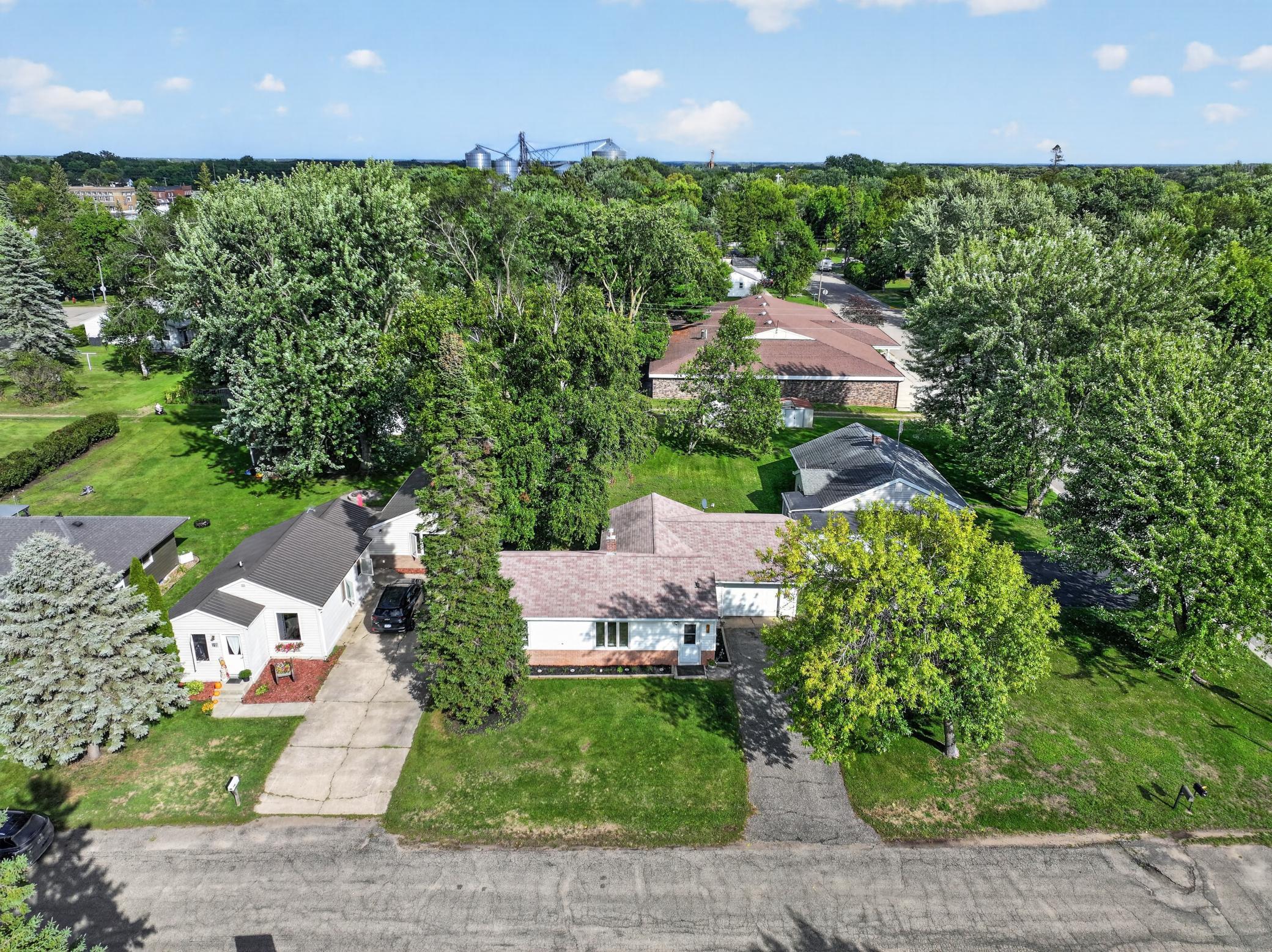 1940 single family home for sale at 219 S Dayton Avenue in Parkers Prairie, MN — 2 bed, 1 bath (photo 35 of 36)