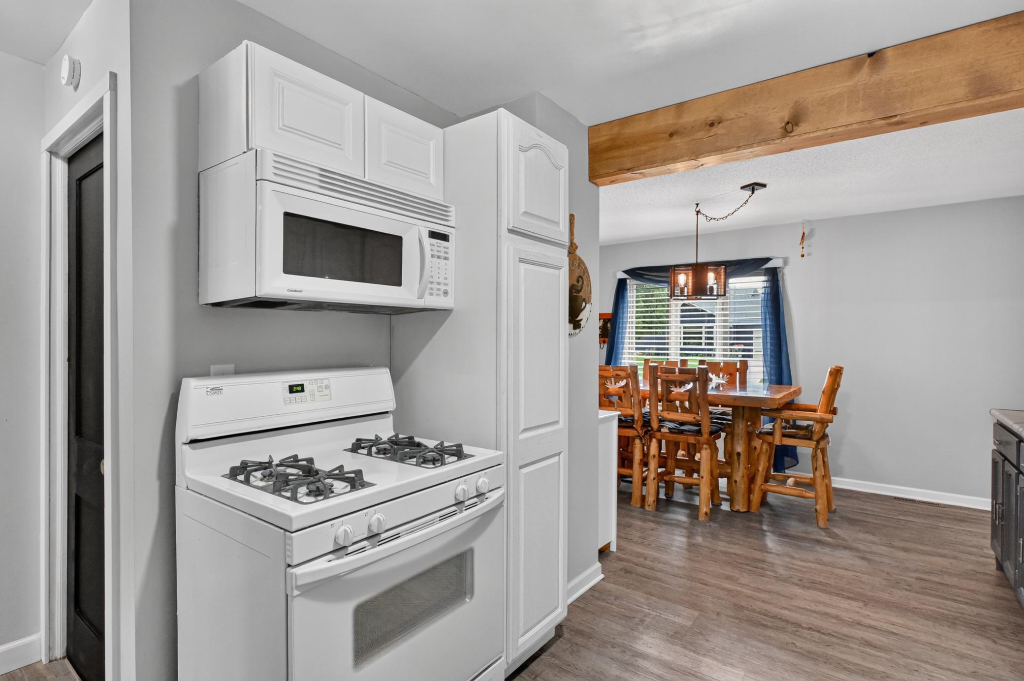 1940 single family home for sale at 219 S Dayton Avenue in Parkers Prairie, MN — 2 bed, 1 bath (photo 5 of 36)