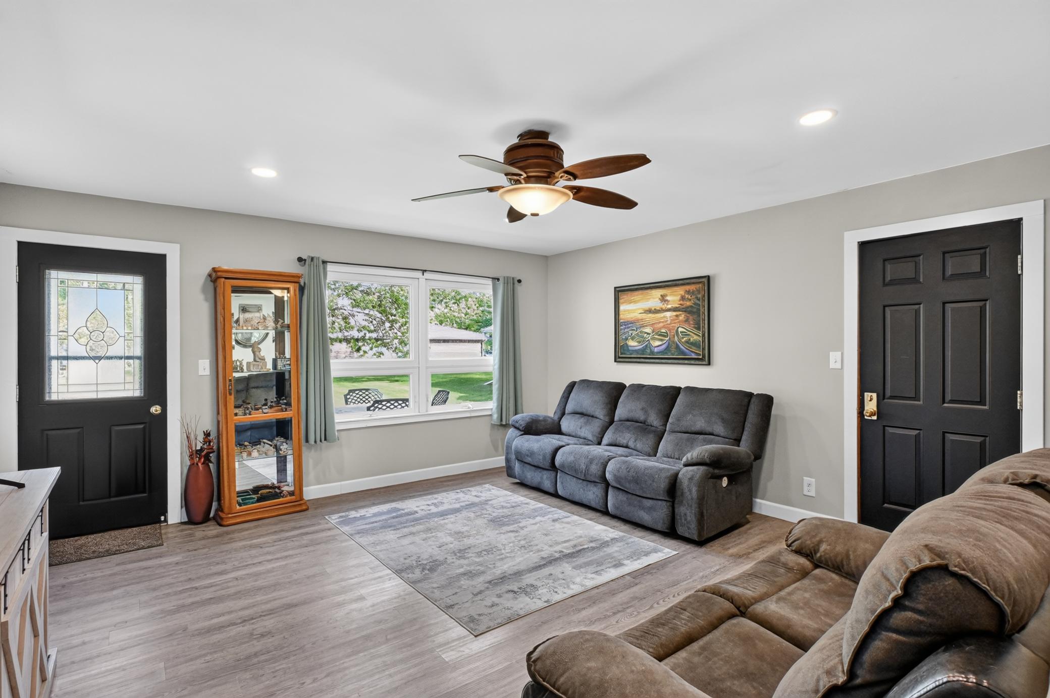 1940 single family home for sale at 219 S Dayton Avenue in Parkers Prairie, MN — 2 bed, 1 bath (photo 7 of 36)