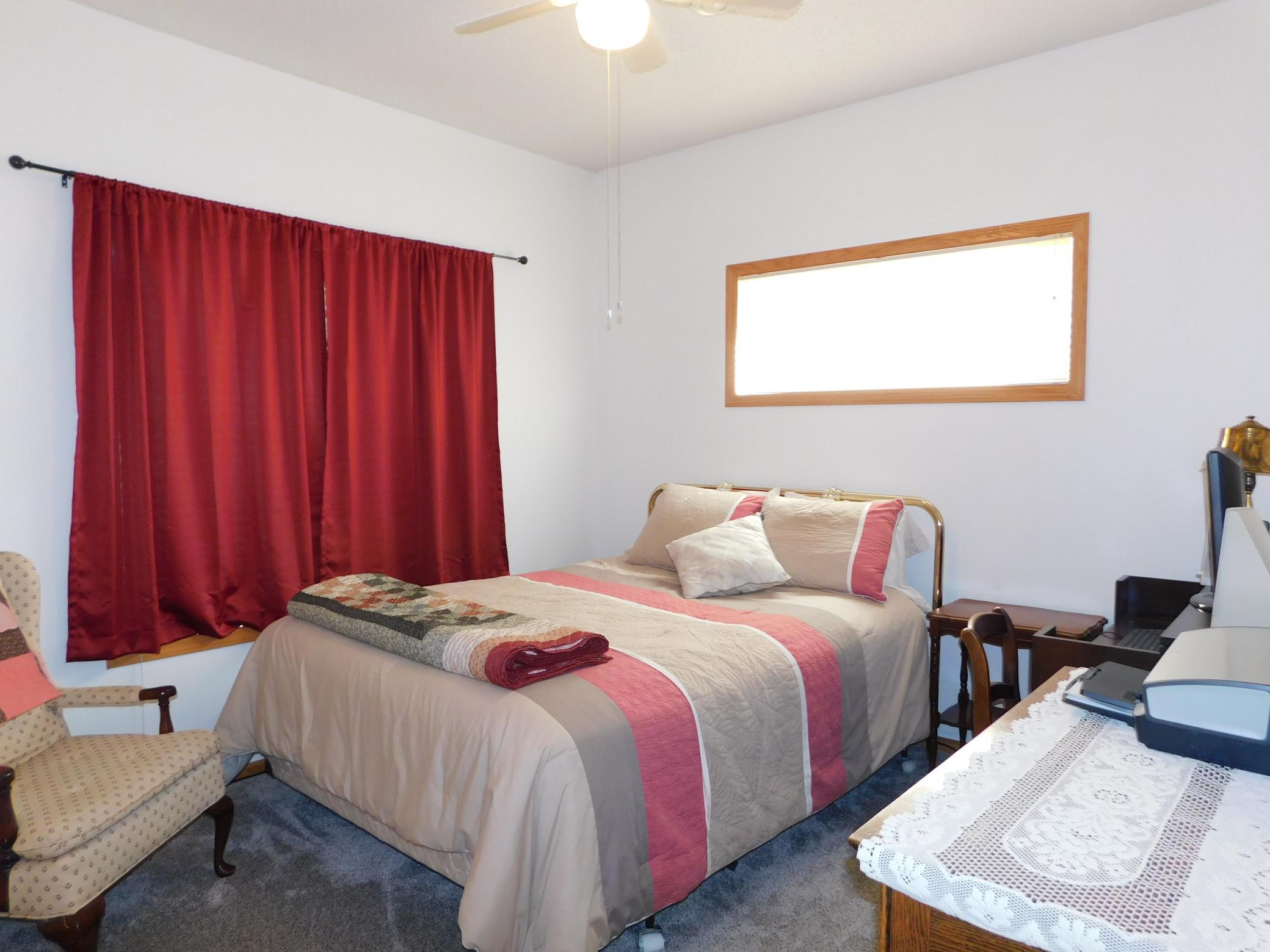 2006 townhouse for sale at 617 4th Street NW, Unit 1 in Aitkin, MN — 2 bed, 2 bath (photo 16 of 46)