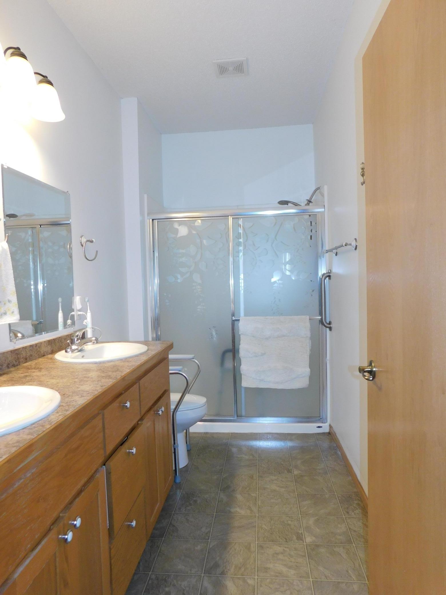 2006 townhouse for sale at 617 4th Street NW, Unit 1 in Aitkin, MN — 2 bed, 2 bath (photo 19 of 46)