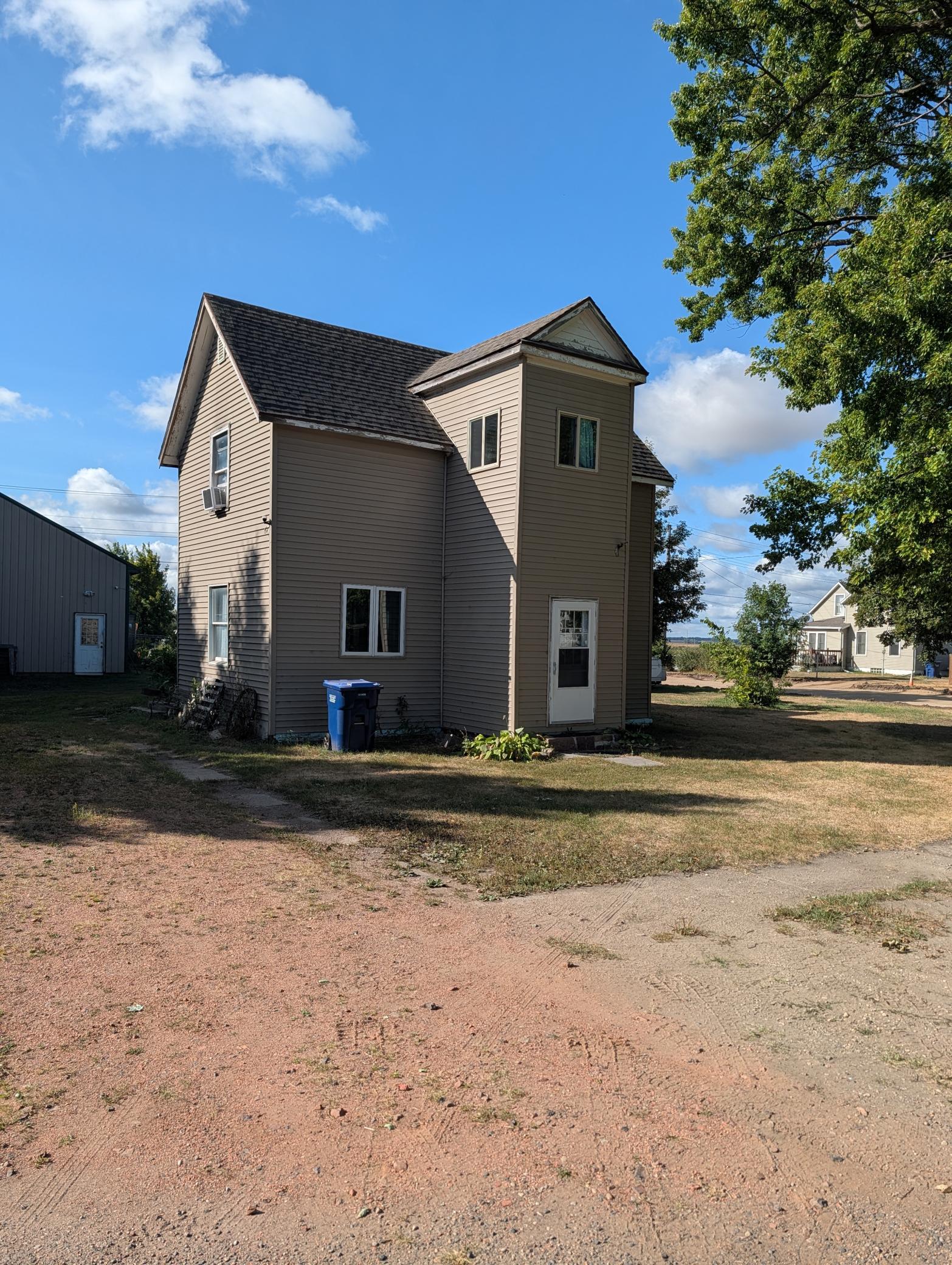 780 Elm Street, Kindred, ND