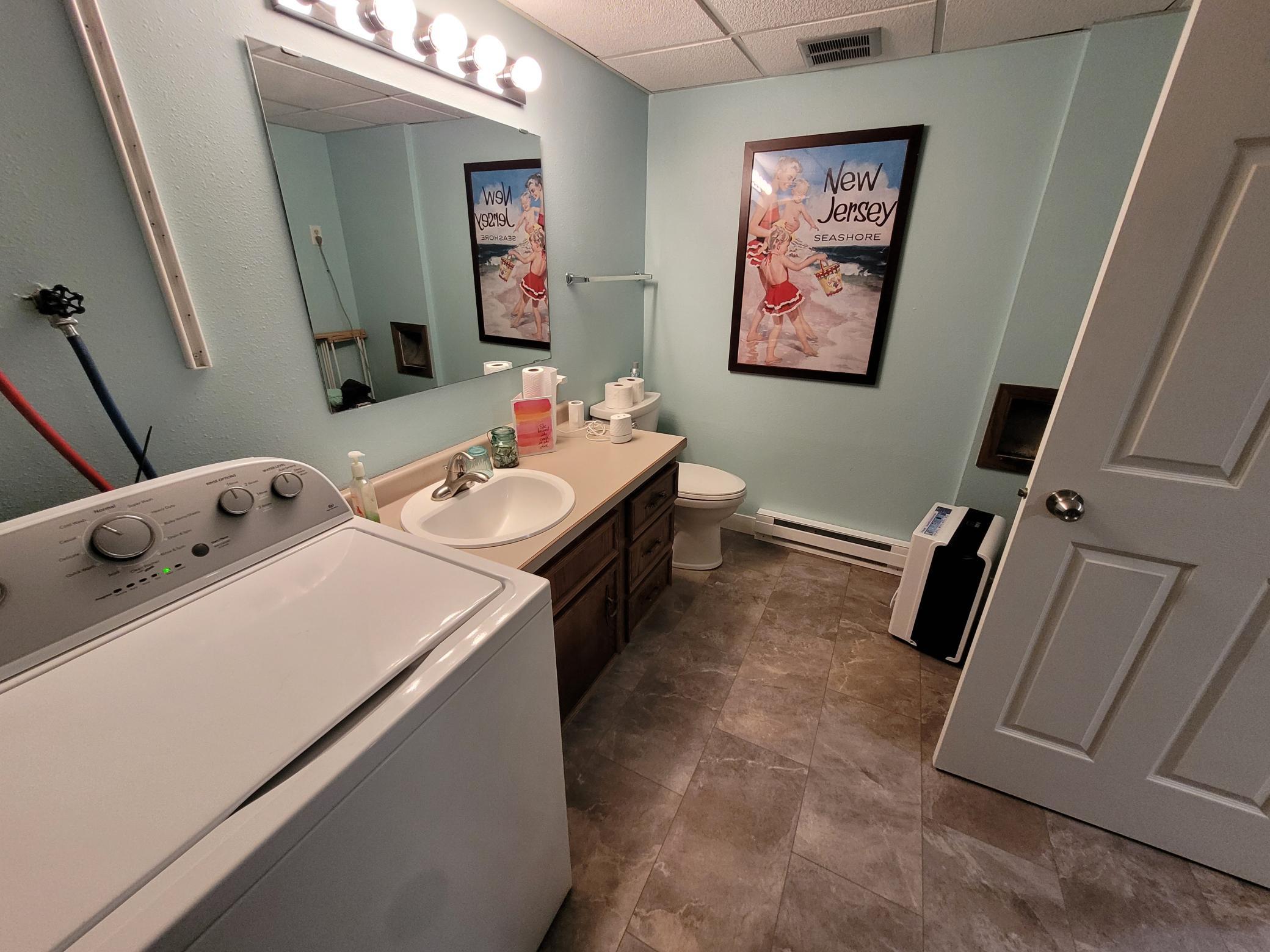 1976 condo for sale at 1439 25th Avenue S, Unit 101 in Fargo, ND — 2 bed, 2 bath (photo 11 of 14)