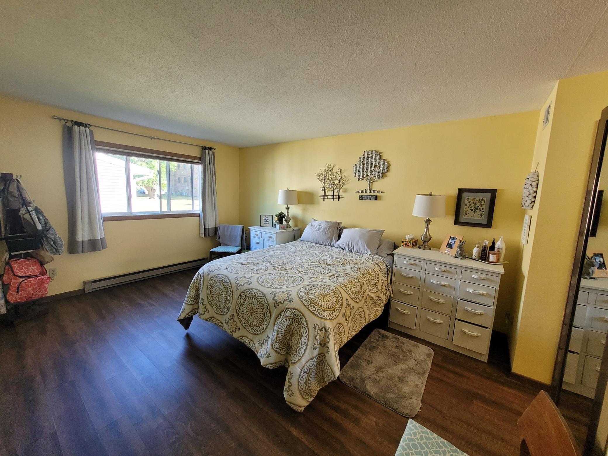 1976 condo for sale at 1439 25th Avenue S, Unit 101 in Fargo, ND — 2 bed, 2 bath (photo 8 of 14)