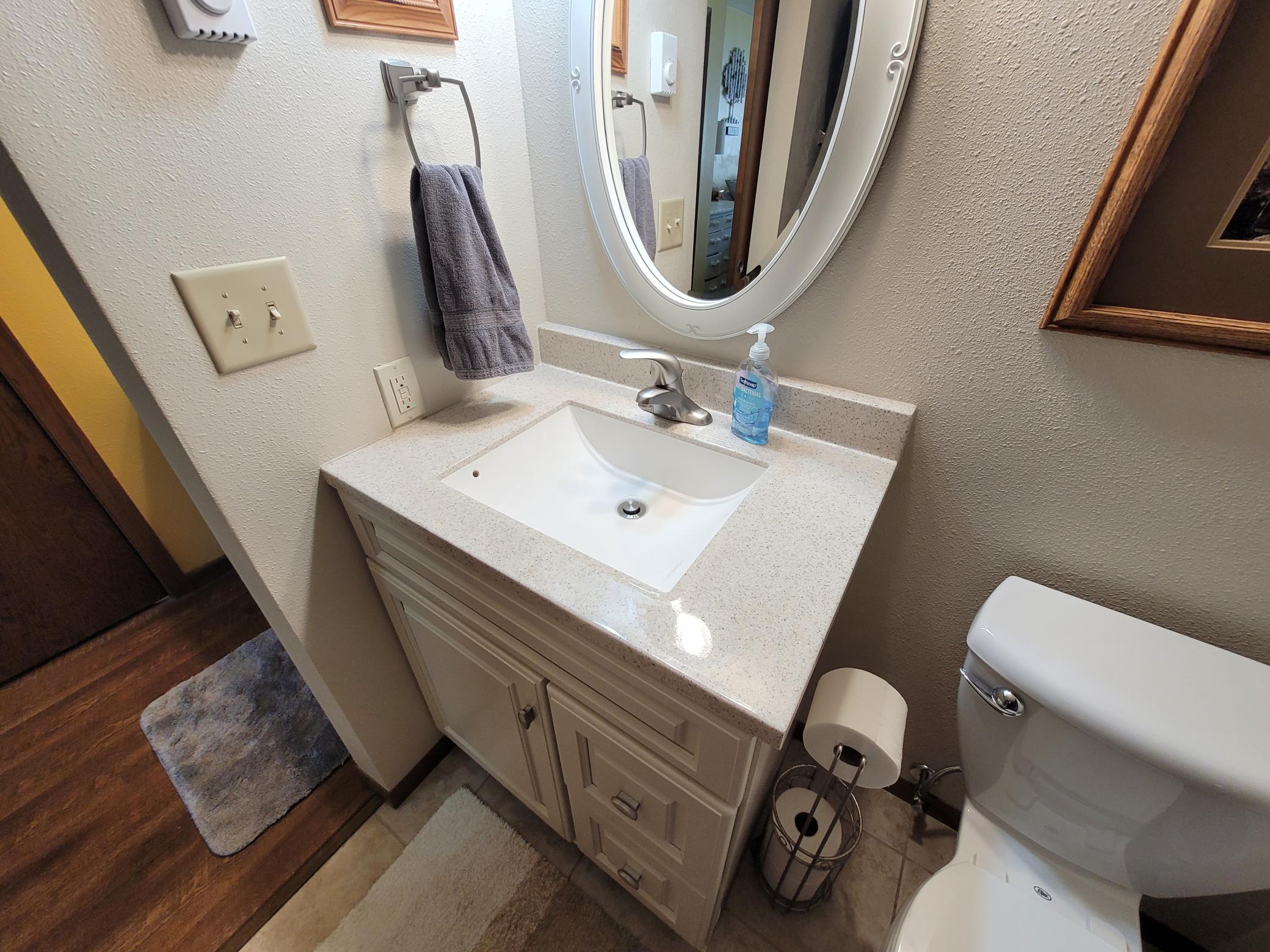 1976 condo for sale at 1439 25th Avenue S, Unit 101 in Fargo, ND — 2 bed, 2 bath (photo 10 of 14)