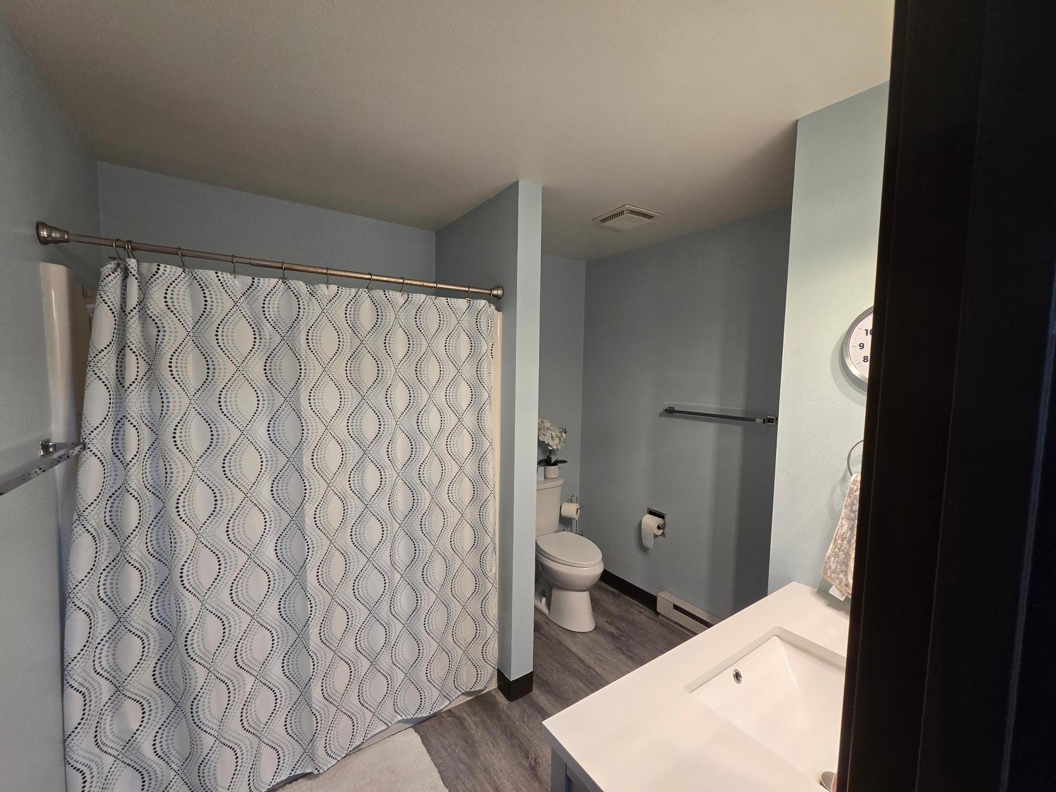 1979 condo for sale at 331 Prairiewood Circle S, Unit 102 in Fargo, ND — 2 bed, 1 bath (photo 14 of 17)