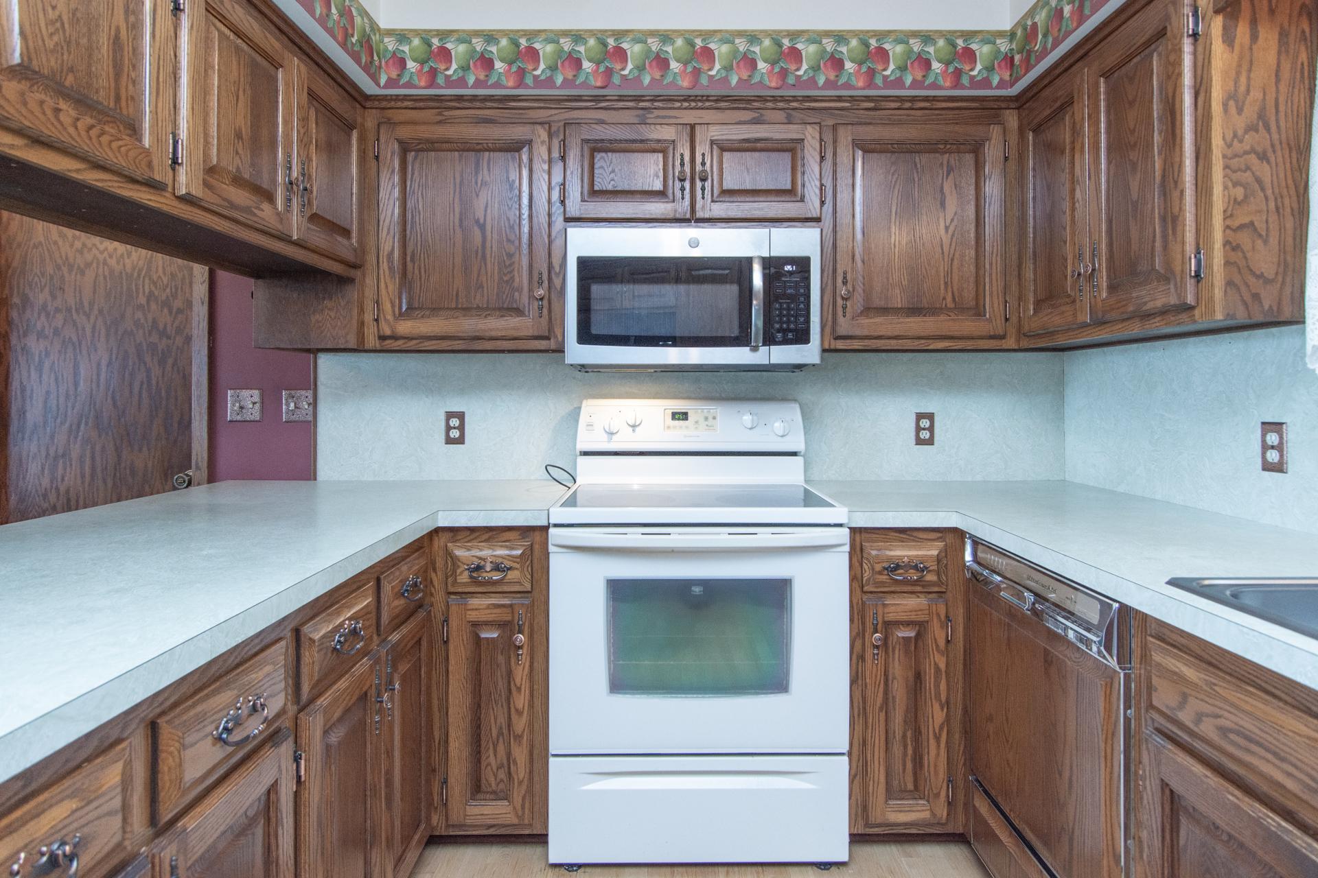 1976 single family home for sale at 13567 Maplewood Drive in Baxter, MN — 3 bed, 3 bath (photo 17 of 81)