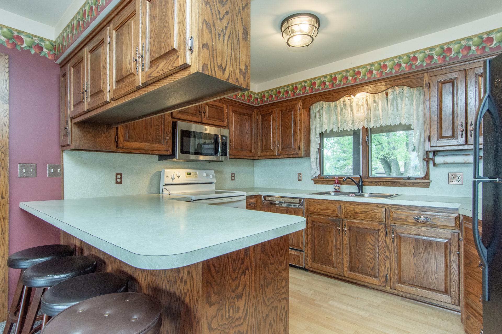 1976 single family home for sale at 13567 Maplewood Drive in Baxter, MN — 3 bed, 3 bath (photo 18 of 81)