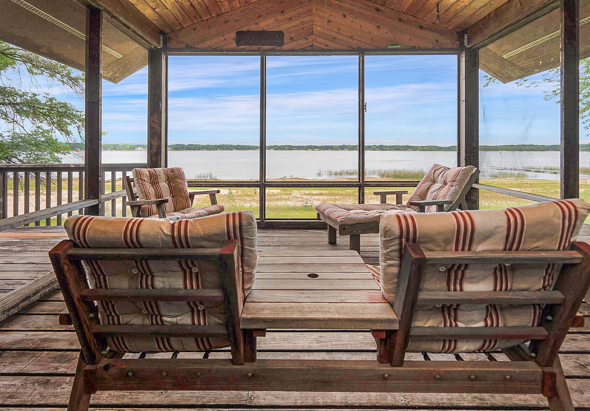 1976 single family home for sale at 13567 Maplewood Drive in Baxter, MN — 3 bed, 3 bath (photo 3 of 81)