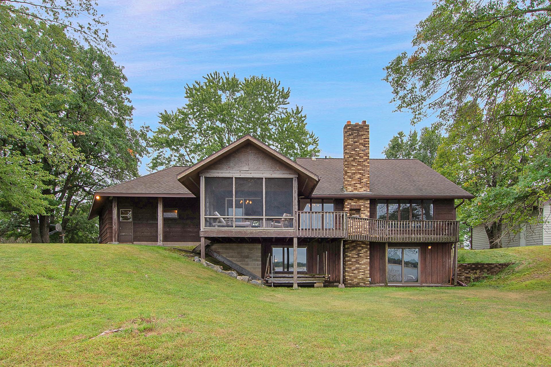 1976 single family home for sale at 13567 Maplewood Drive in Baxter, MN — 3 bed, 3 bath (photo 6 of 81)