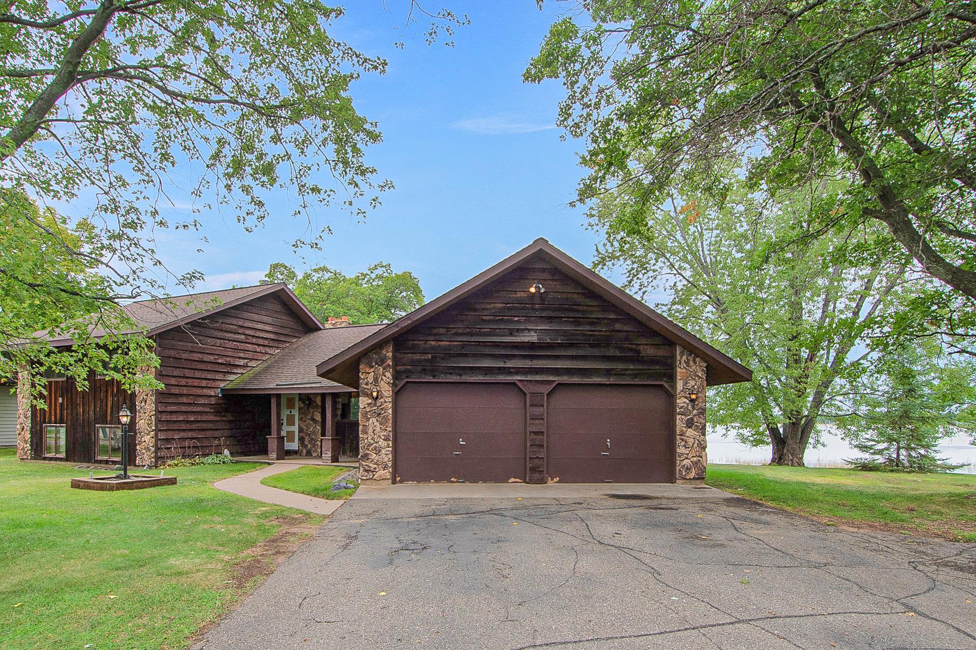 1976 single family home for sale at 13567 Maplewood Drive in Baxter, MN — 3 bed, 3 bath (photo 69 of 81)