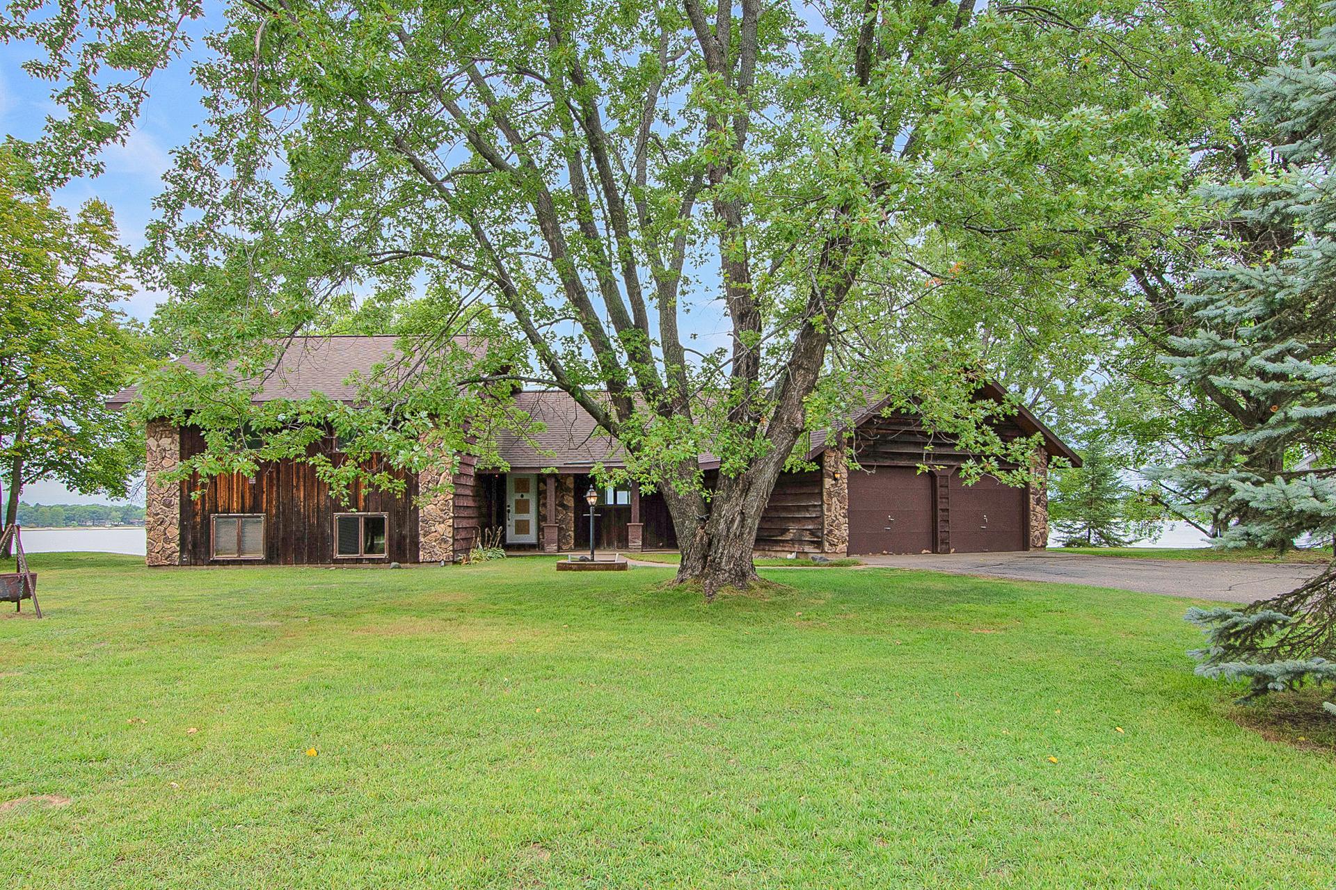 1976 single family home for sale at 13567 Maplewood Drive in Baxter, MN — 3 bed, 3 bath (photo 10 of 81)