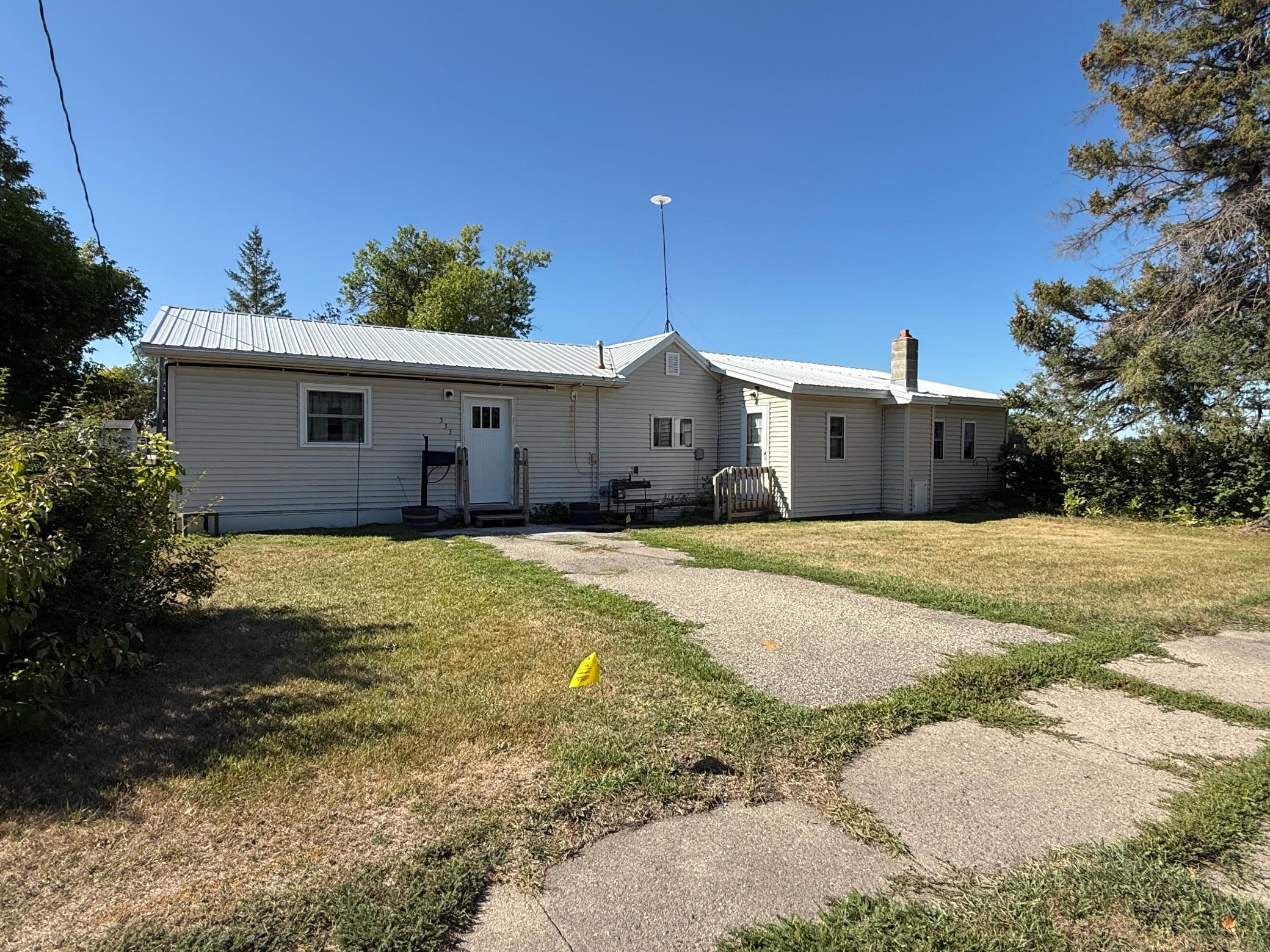 1977 single family home for sale at 333 W 3rd Avenue, Unit S in Ada, MN — 2 bed, 1 bath