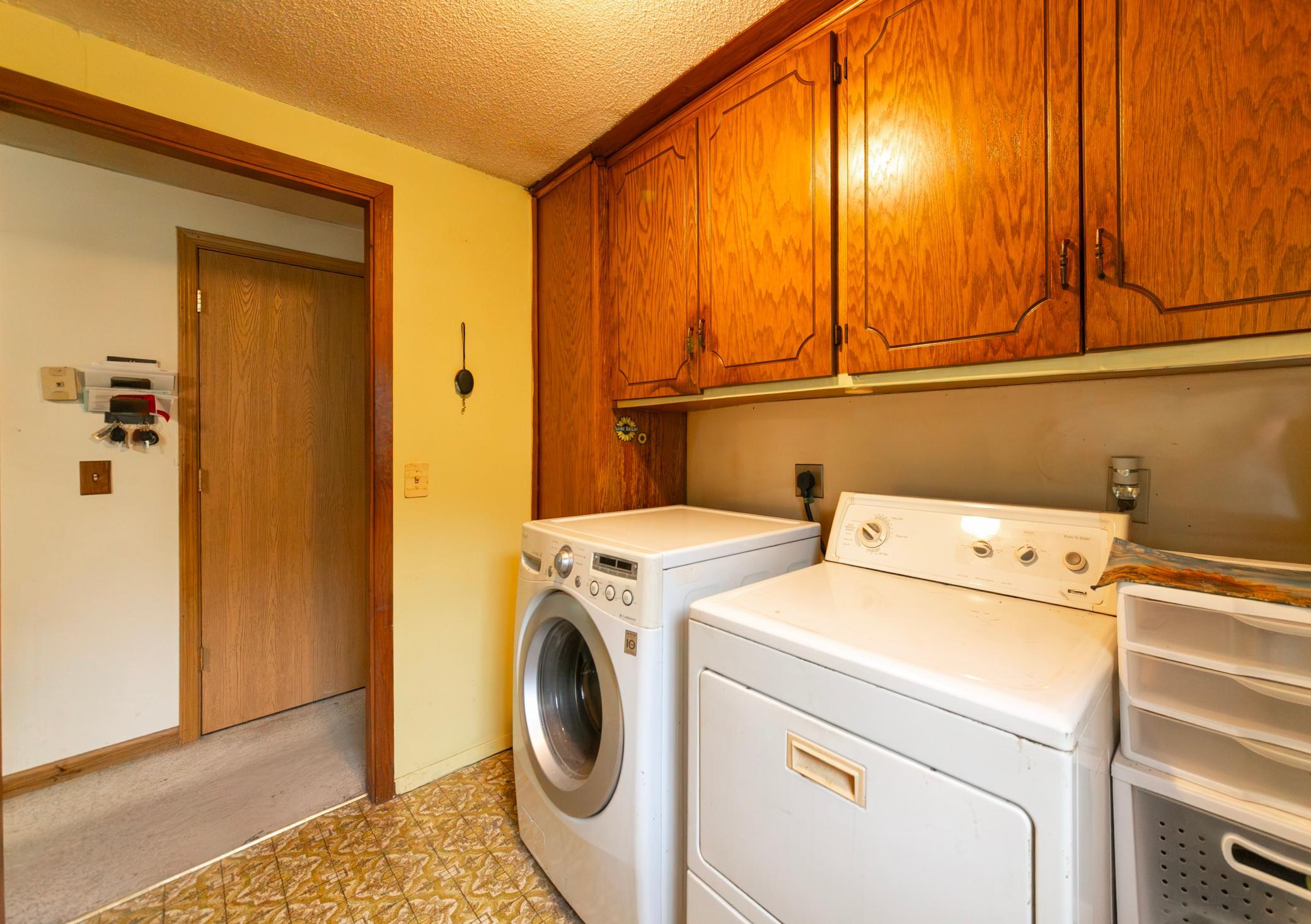 1975 single family home for sale at 5 Swen Avenue SW in Remer, MN — 3 bed, 1 bath (photo 14 of 44)