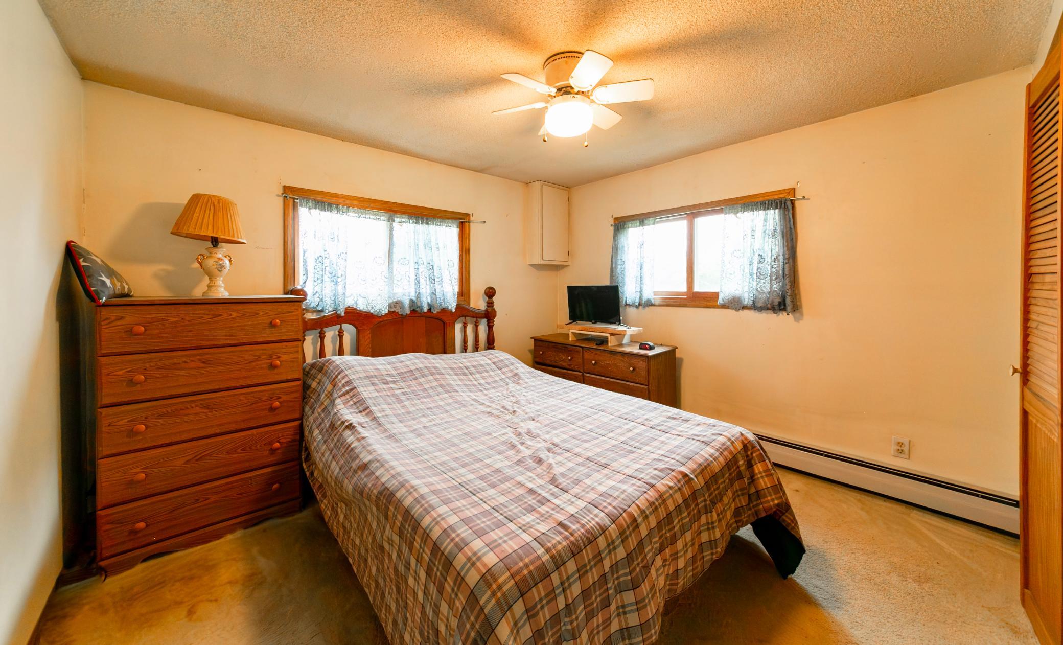 1975 single family home for sale at 5 Swen Avenue SW in Remer, MN — 3 bed, 1 bath (photo 18 of 44)
