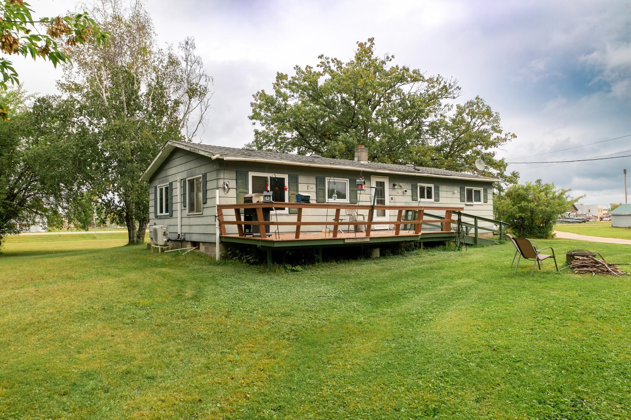 1975 single family home for sale at 5 Swen Avenue SW in Remer, MN — 3 bed, 1 bath (photo 35 of 44)