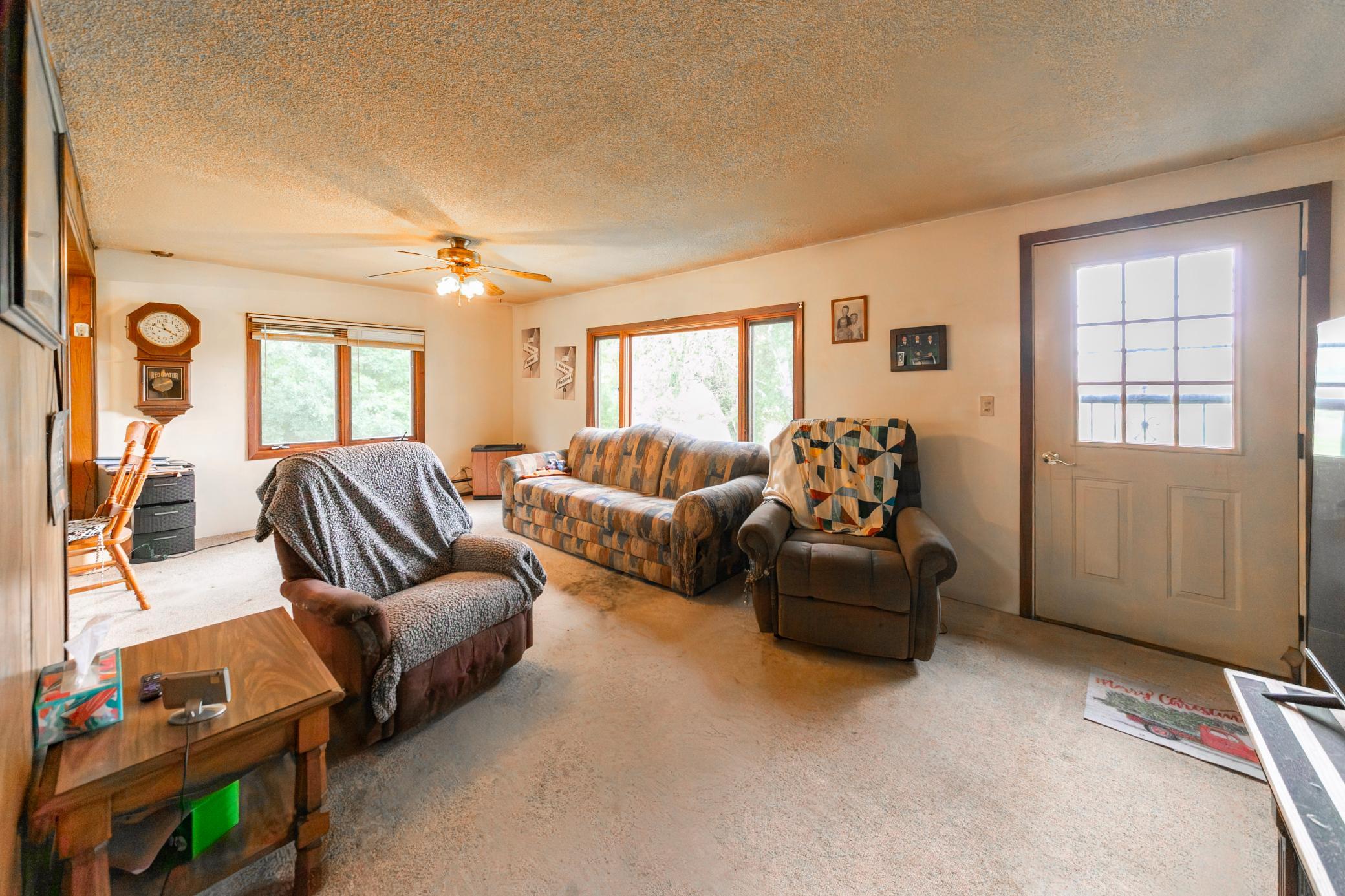 1975 single family home for sale at 5 Swen Avenue SW in Remer, MN — 3 bed, 1 bath (photo 5 of 44)