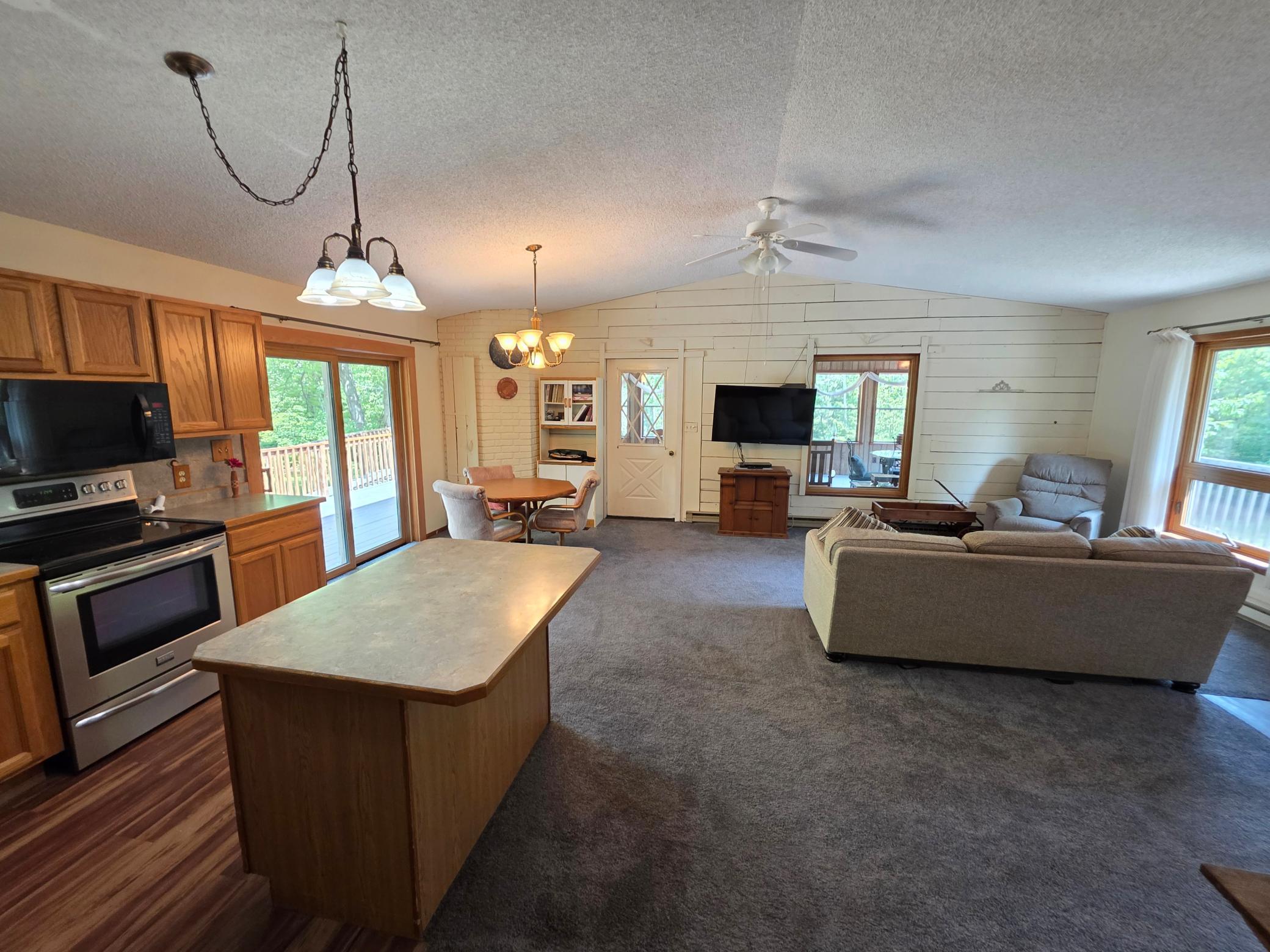 1976 single family home for sale at 14328 Hart Lake Road in Goodland, MN — 5 bed, 2 bath (photo 15 of 31)