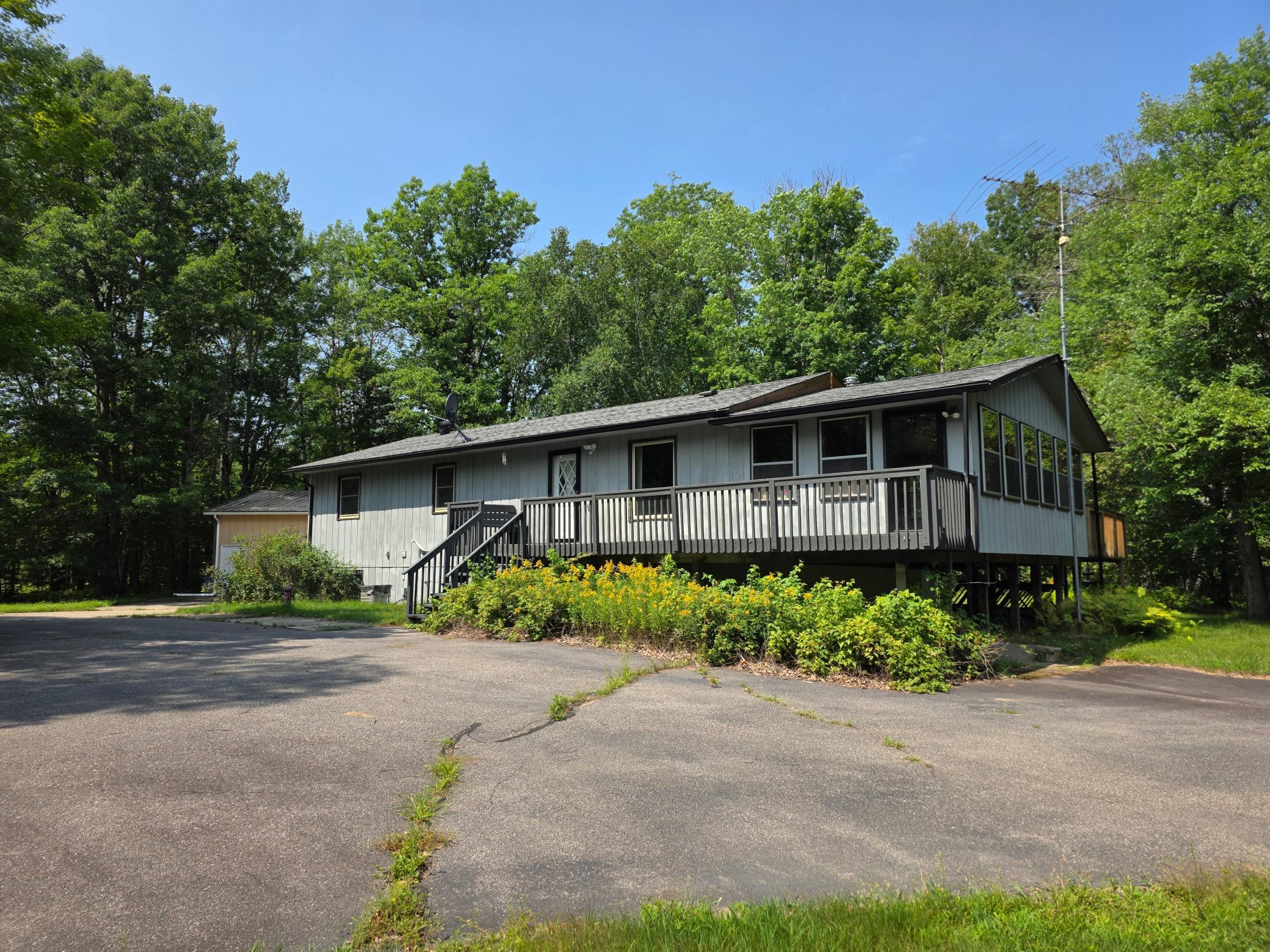 1976 single family home for sale at 14328 Hart Lake Road in Goodland, MN — 5 bed, 2 bath (photo 3 of 31)