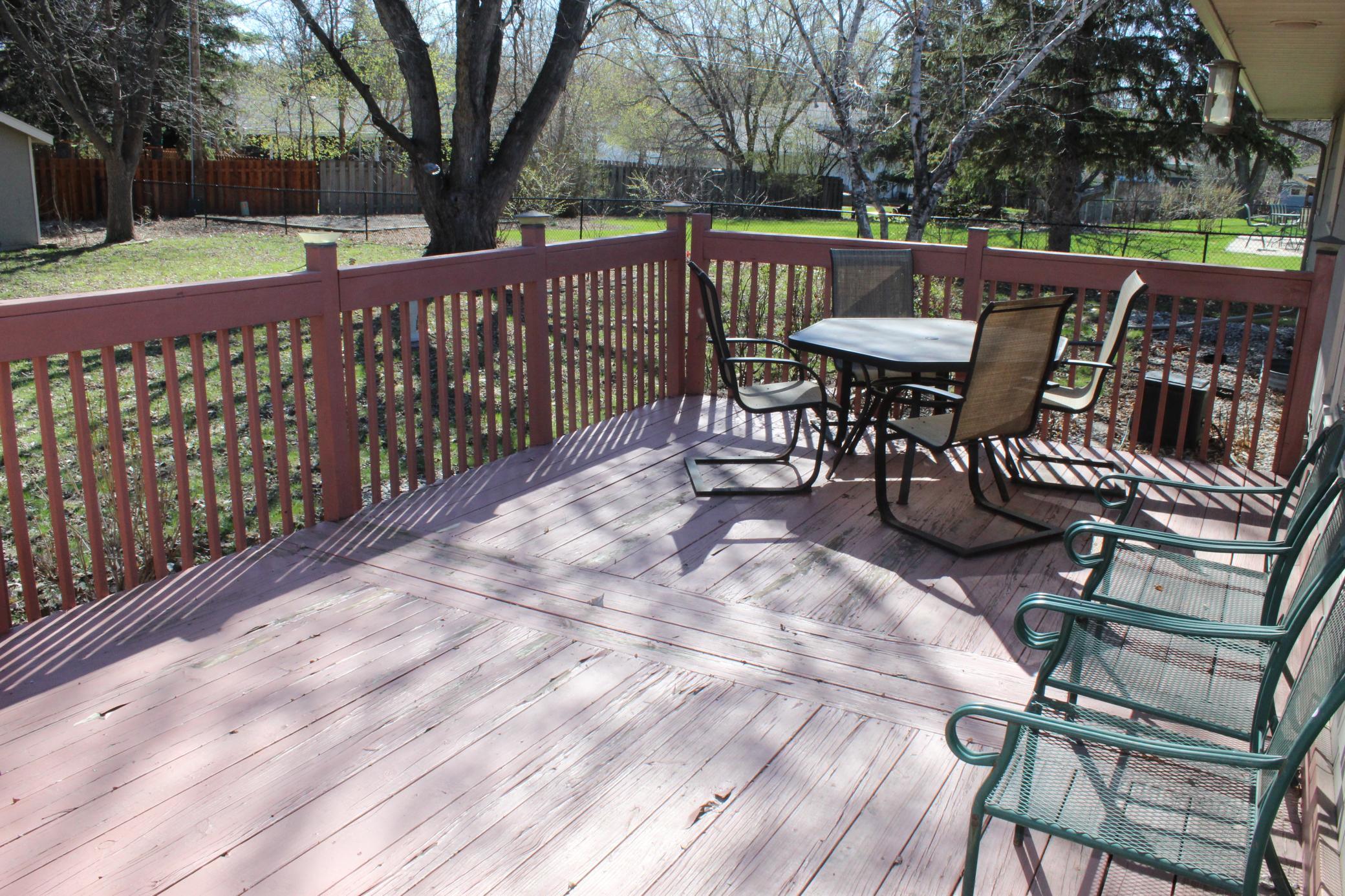 1971 single family home for sale at 421 Dale Avenue in Moorhead, MN — 5 bed, 3 bath (photo 43 of 53)