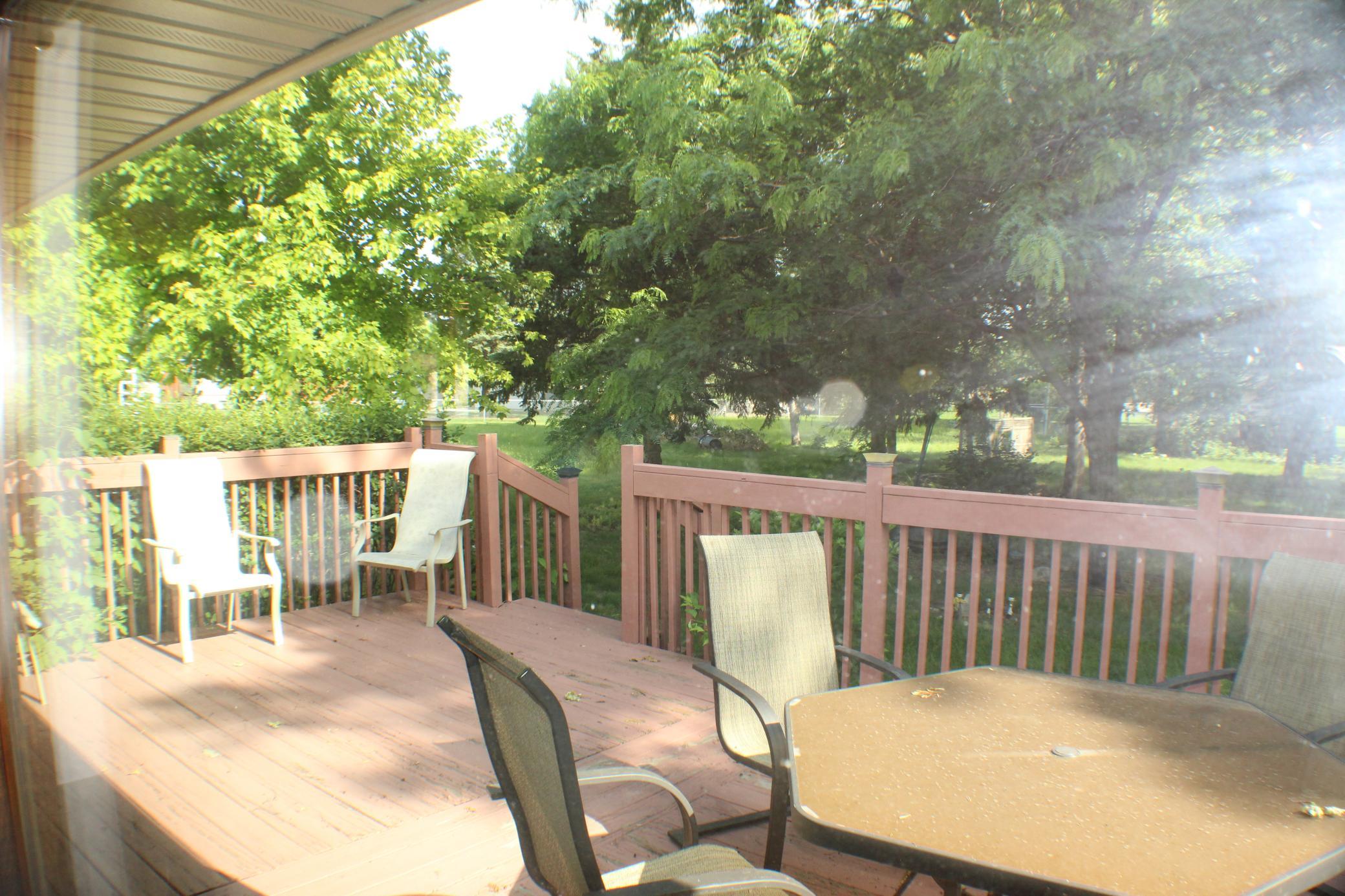 1971 single family home for sale at 421 Dale Avenue in Moorhead, MN — 5 bed, 3 bath (photo 46 of 53)