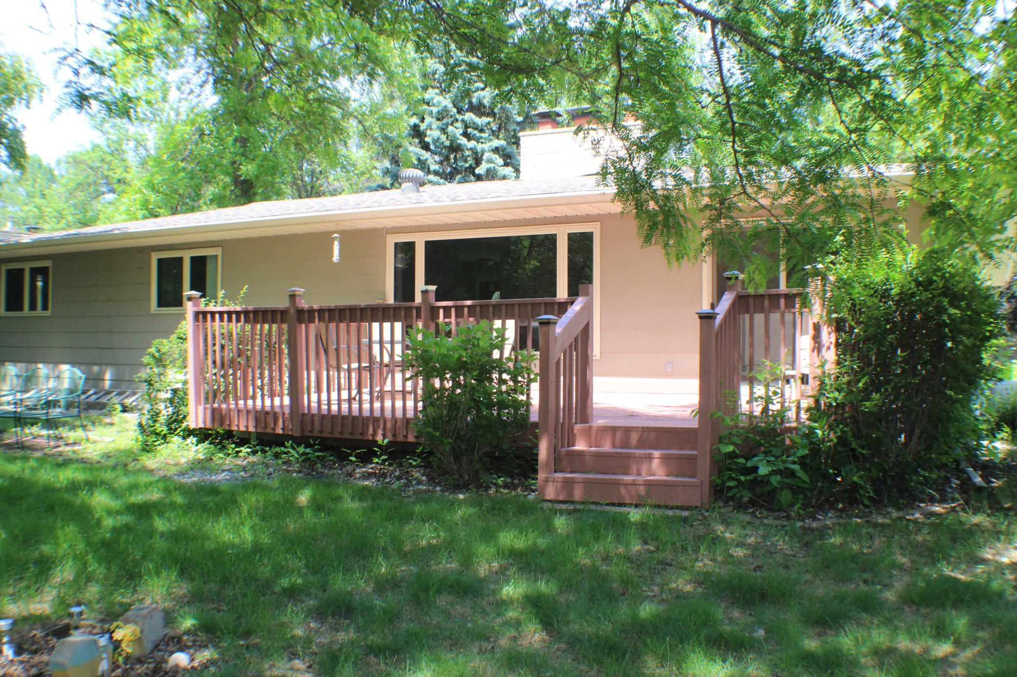 1971 single family home for sale at 421 Dale Avenue in Moorhead, MN — 5 bed, 3 bath (photo 51 of 53)