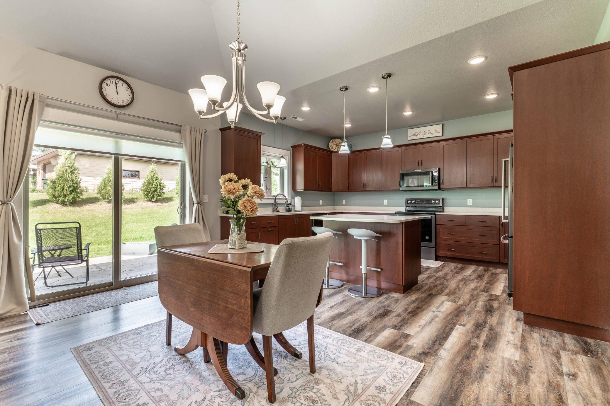 2021 townhouse for sale at 740 Oak Trail in Fergus Falls, MN — 2 bed, 2 bath (photo 12 of 55)