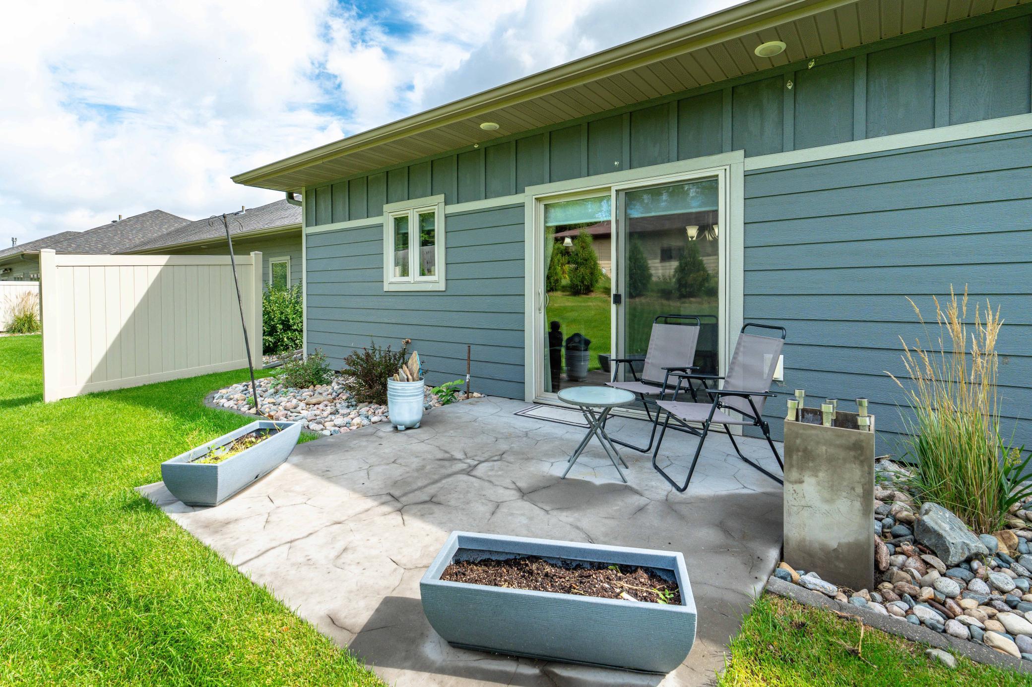 2021 townhouse for sale at 740 Oak Trail in Fergus Falls, MN — 2 bed, 2 bath (photo 14 of 55)