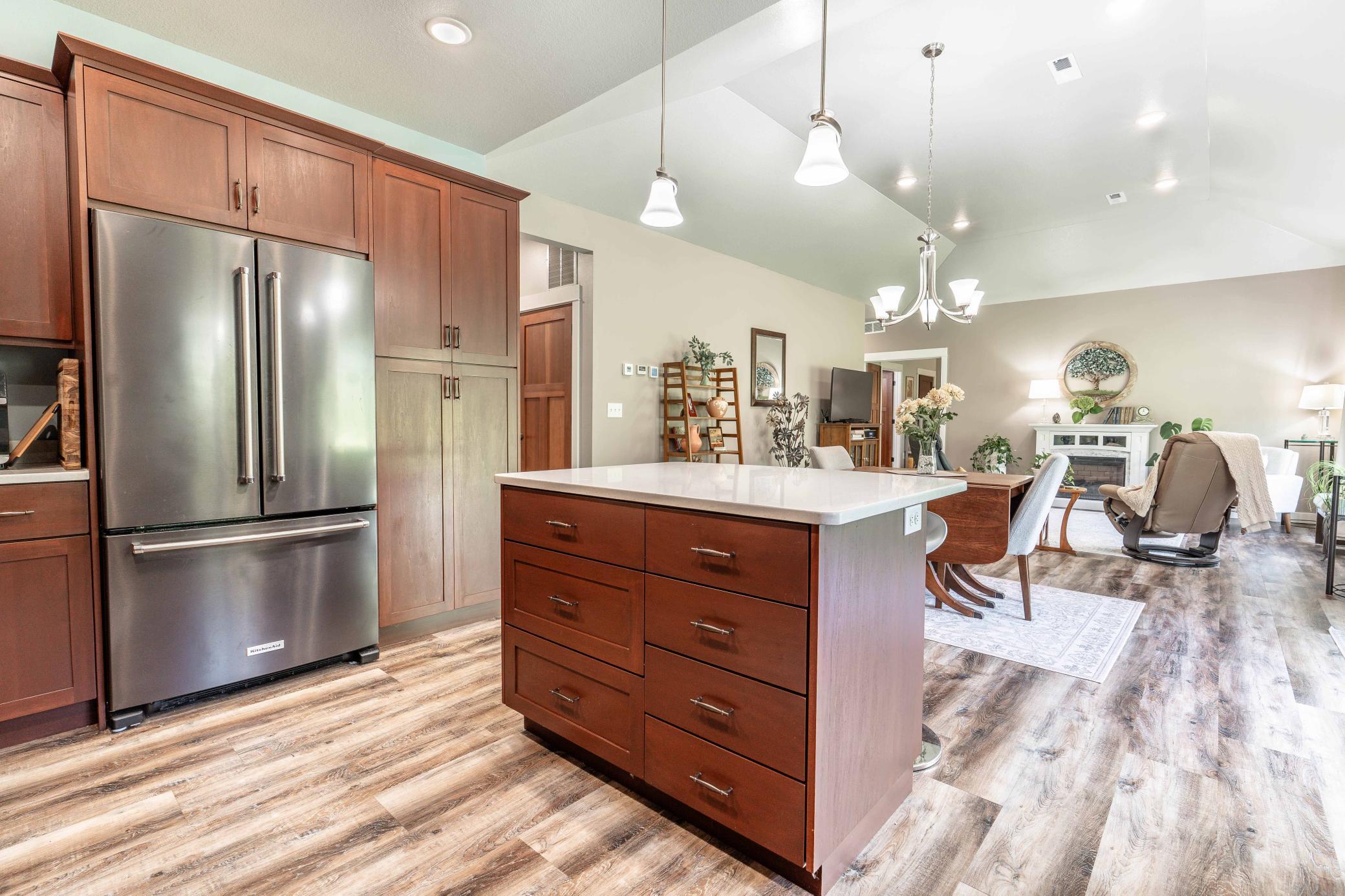 2021 townhouse for sale at 740 Oak Trail in Fergus Falls, MN — 2 bed, 2 bath (photo 20 of 55)