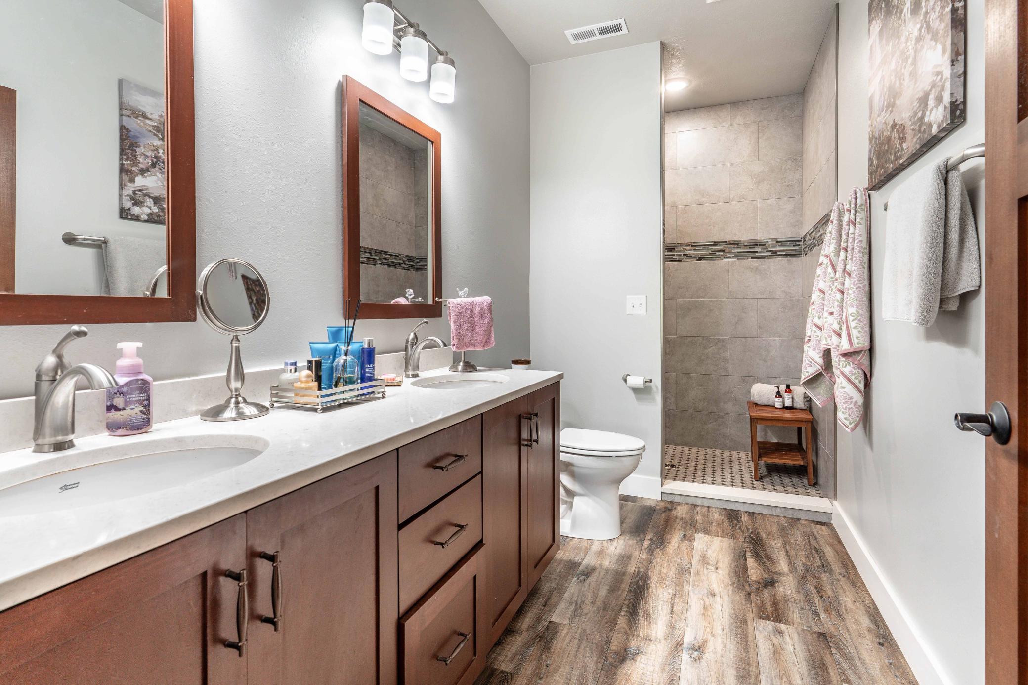 2021 townhouse for sale at 740 Oak Trail in Fergus Falls, MN — 2 bed, 2 bath (photo 24 of 55)