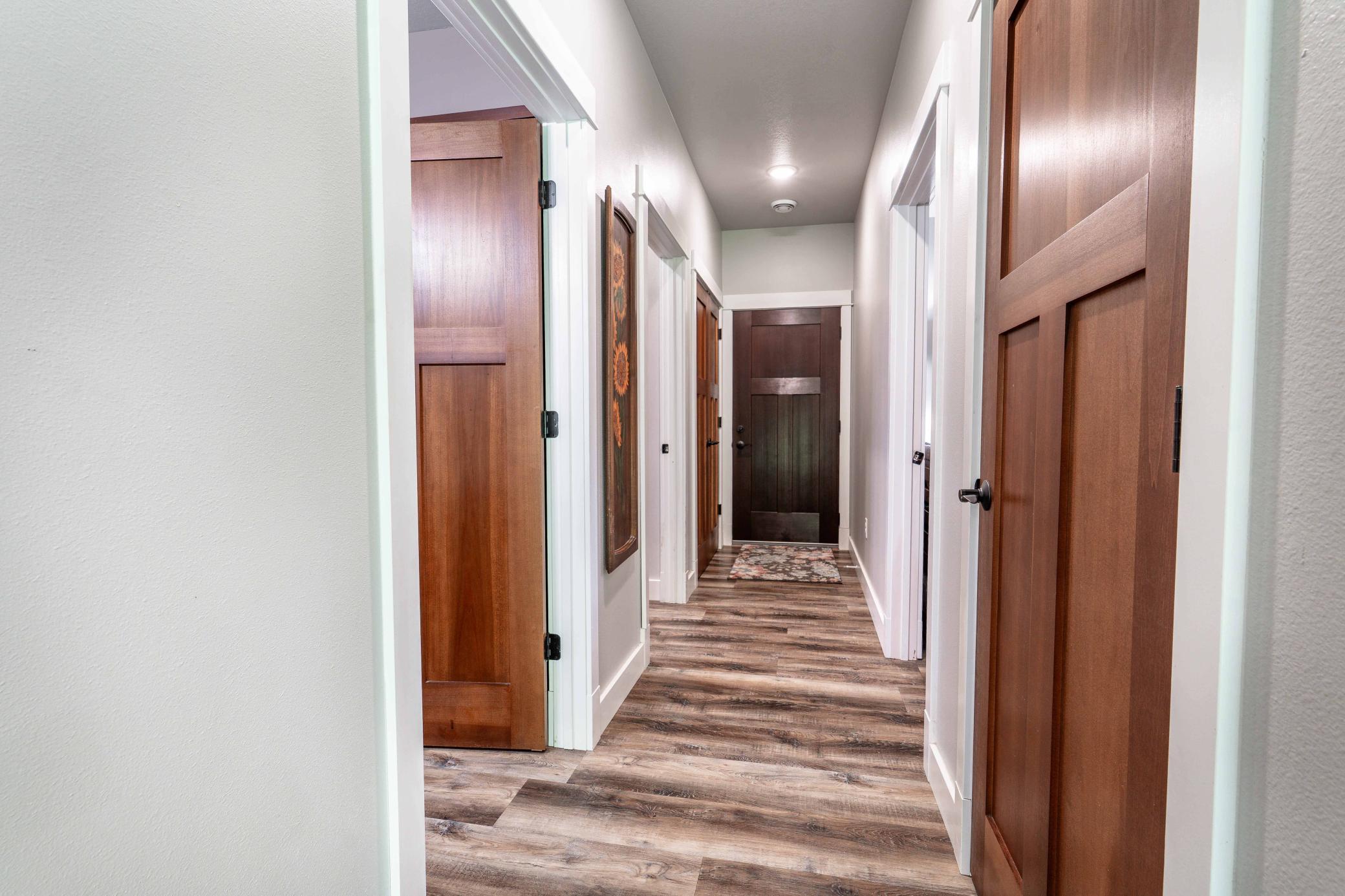 2021 townhouse for sale at 740 Oak Trail in Fergus Falls, MN — 2 bed, 2 bath (photo 27 of 55)