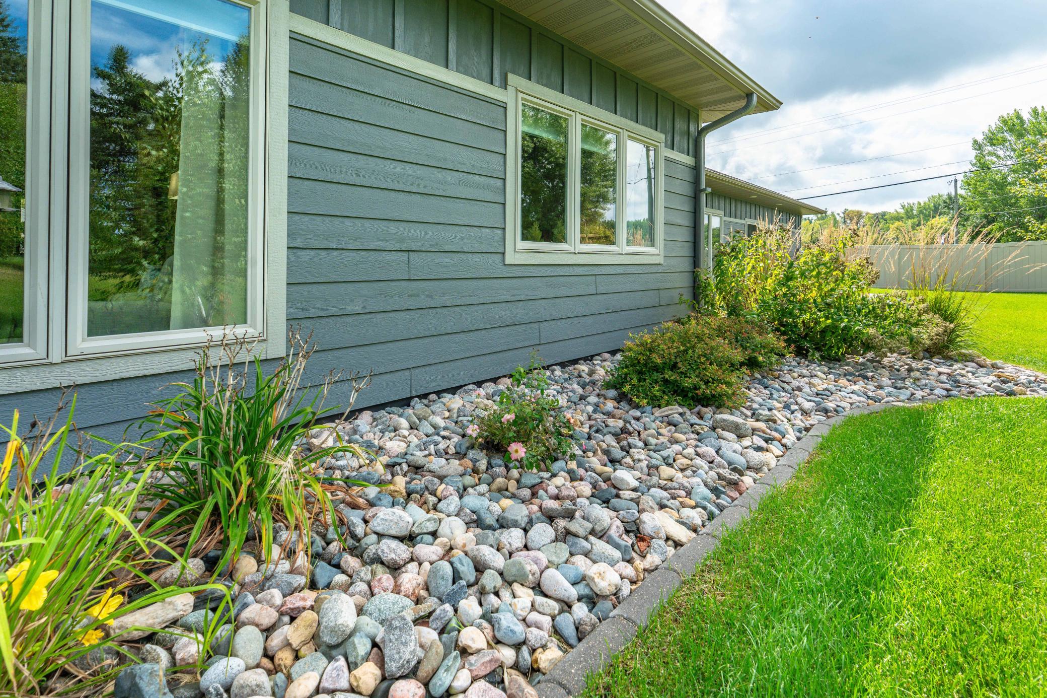 2021 townhouse for sale at 740 Oak Trail in Fergus Falls, MN — 2 bed, 2 bath (photo 42 of 55)