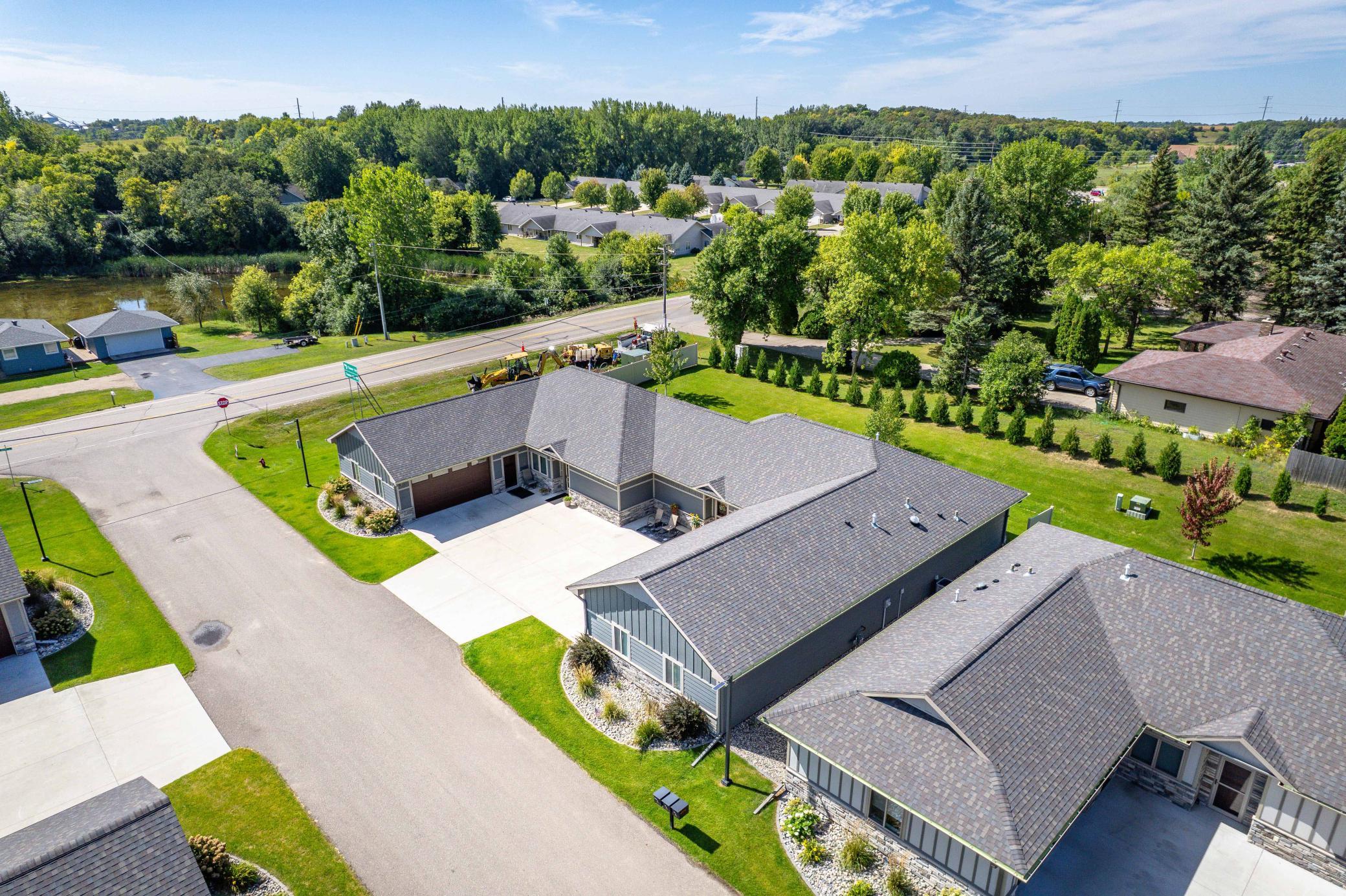 2021 townhouse for sale at 740 Oak Trail in Fergus Falls, MN — 2 bed, 2 bath (photo 47 of 55)