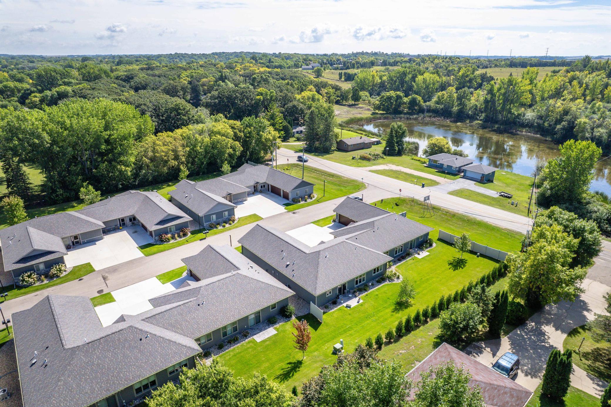 2021 townhouse for sale at 740 Oak Trail in Fergus Falls, MN — 2 bed, 2 bath (photo 49 of 55)