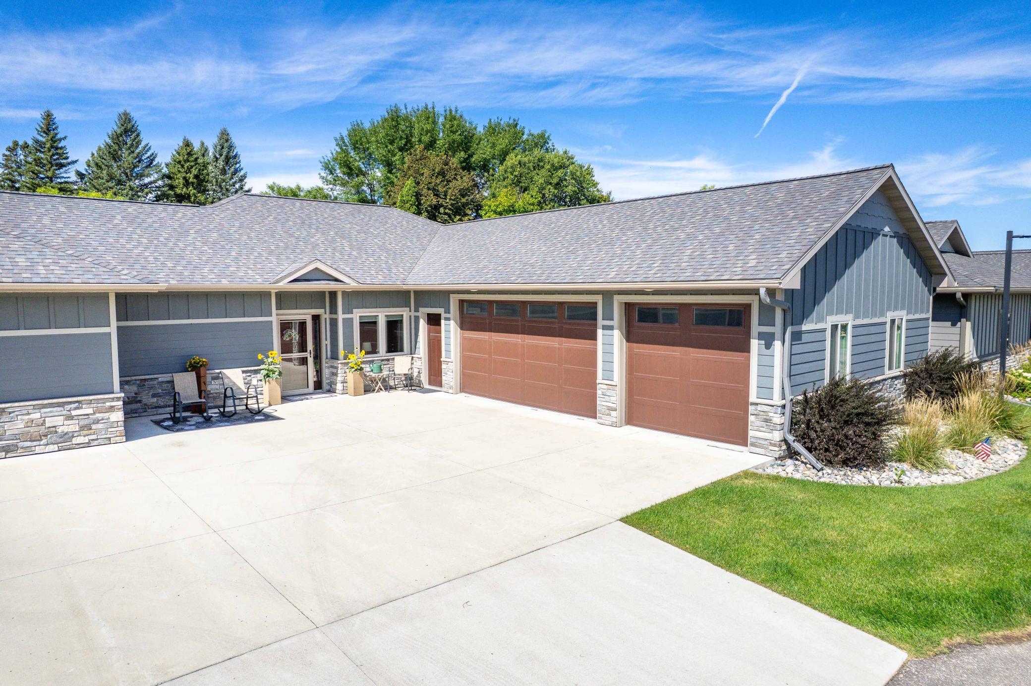 2021 townhouse for sale at 740 Oak Trail in Fergus Falls, MN — 2 bed, 2 bath (photo 55 of 55)