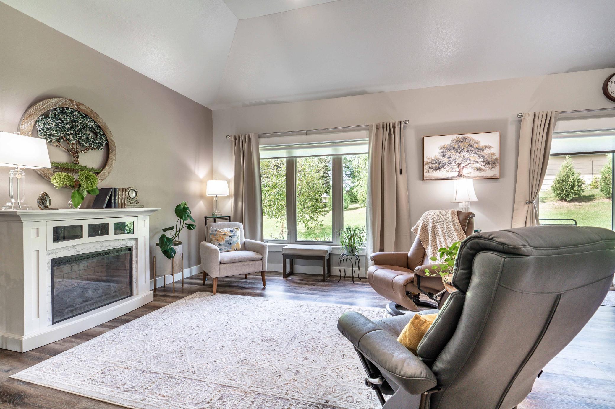 2021 townhouse for sale at 740 Oak Trail in Fergus Falls, MN — 2 bed, 2 bath (photo 9 of 55)