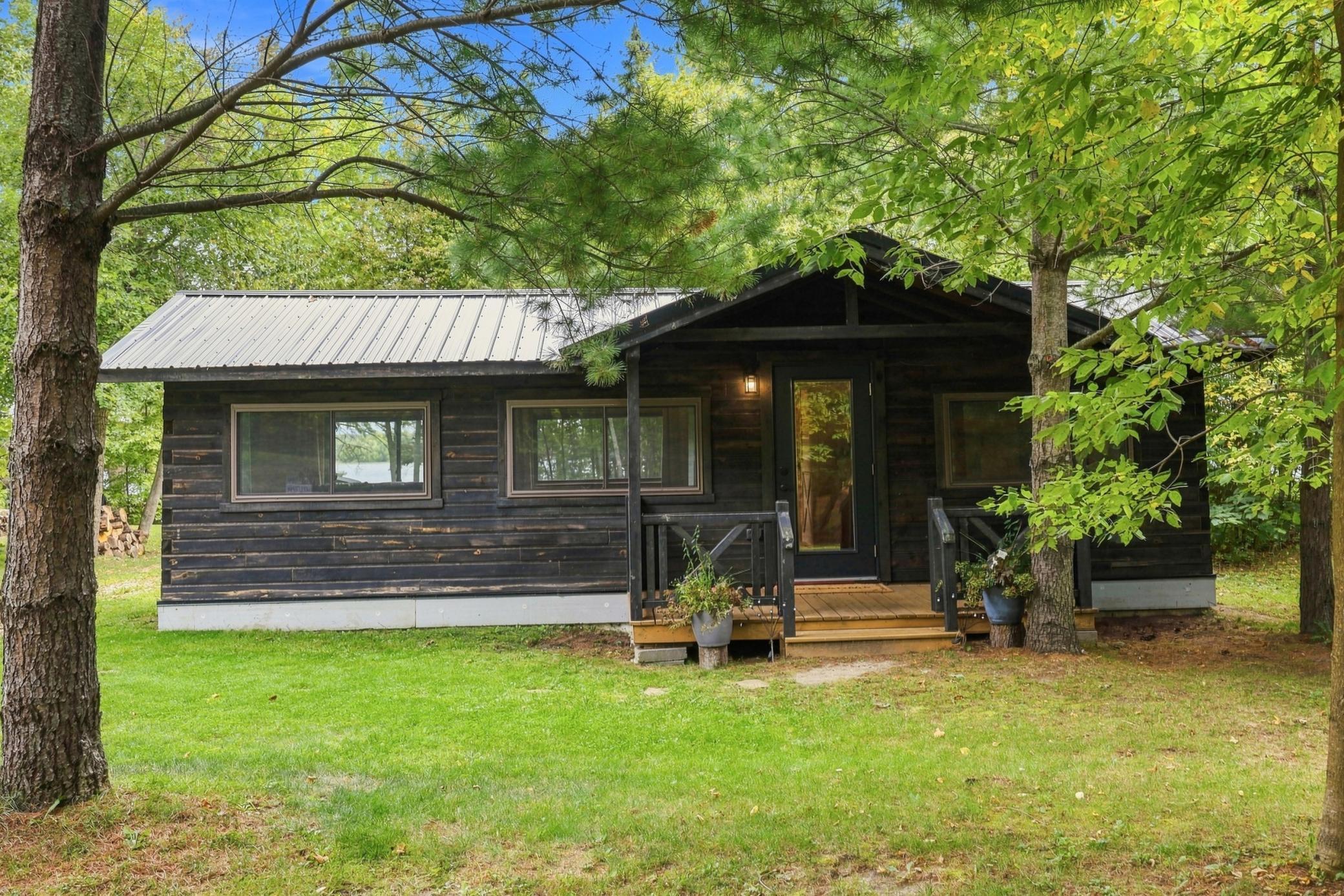 2021 single family home for sale at 39441 Ironwood Trail in Frazee, MN — 1 bed, 1 bath (photo 6 of 65)