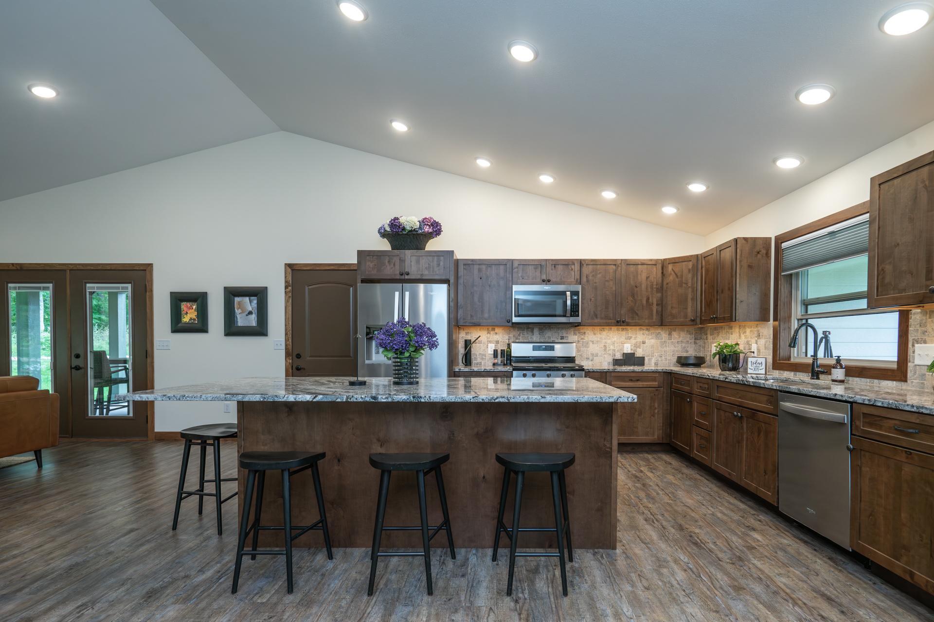 2023 single family home for sale at 25873 Trailside Run in Nisswa, MN — 3 bed, 2 bath (photo 10 of 61)