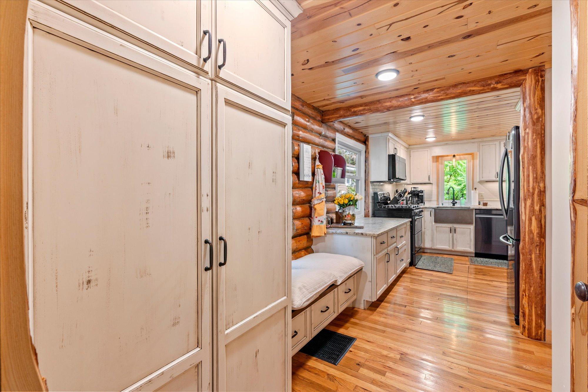 1910 single family home for sale at 3754 W Lake Street in Pequot Lakes, MN — 3 bed, 2 bath (photo 18 of 64)