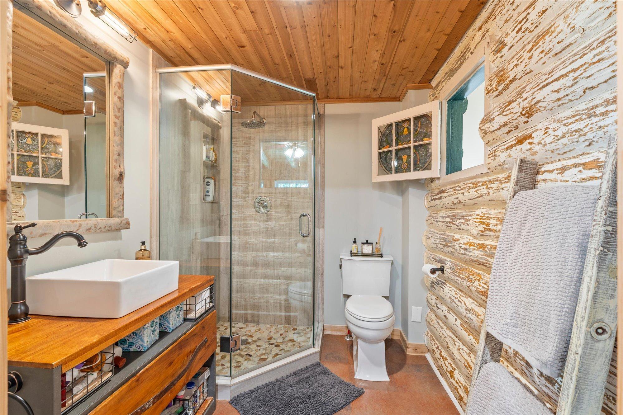 1910 single family home for sale at 3754 W Lake Street in Pequot Lakes, MN — 3 bed, 2 bath (photo 21 of 64)
