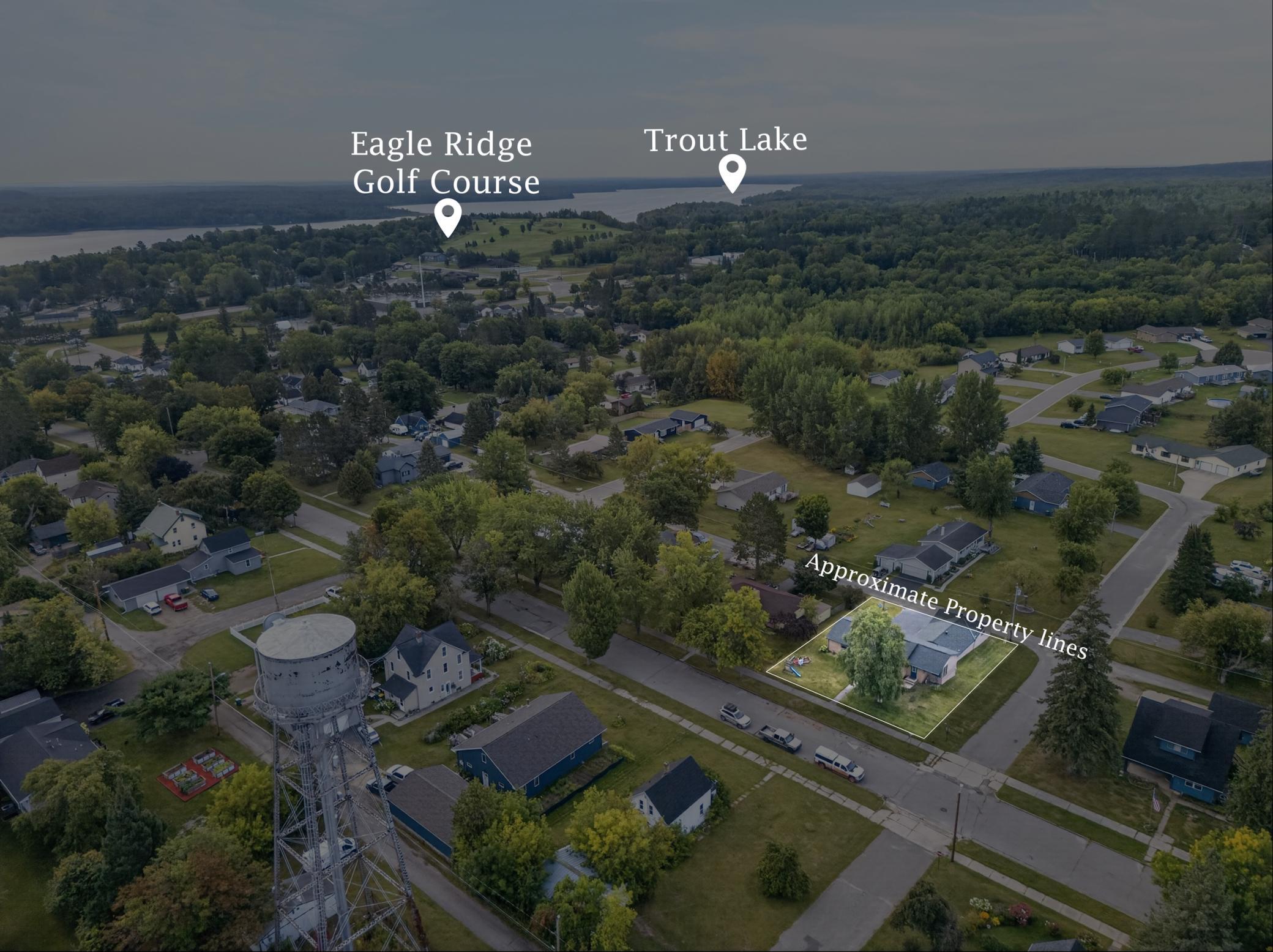 1956 single family home for sale at 408 Mitchell Street in Coleraine, MN — 3 bed, 3 bath (photo 42 of 45)