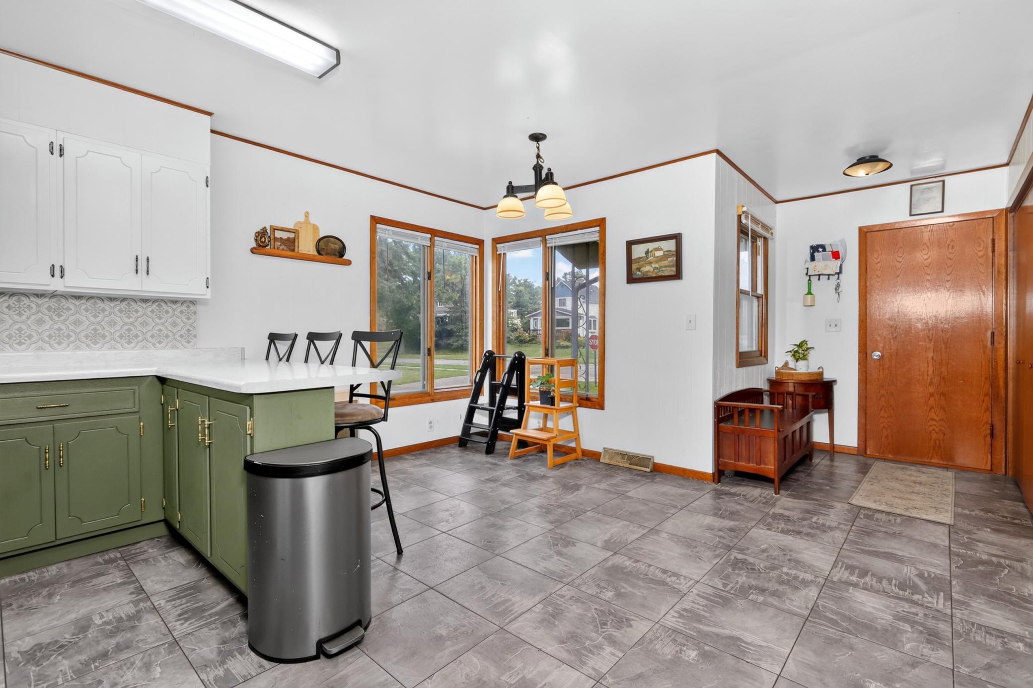 1956 single family home for sale at 408 Mitchell Street in Coleraine, MN — 3 bed, 3 bath (photo 10 of 45)