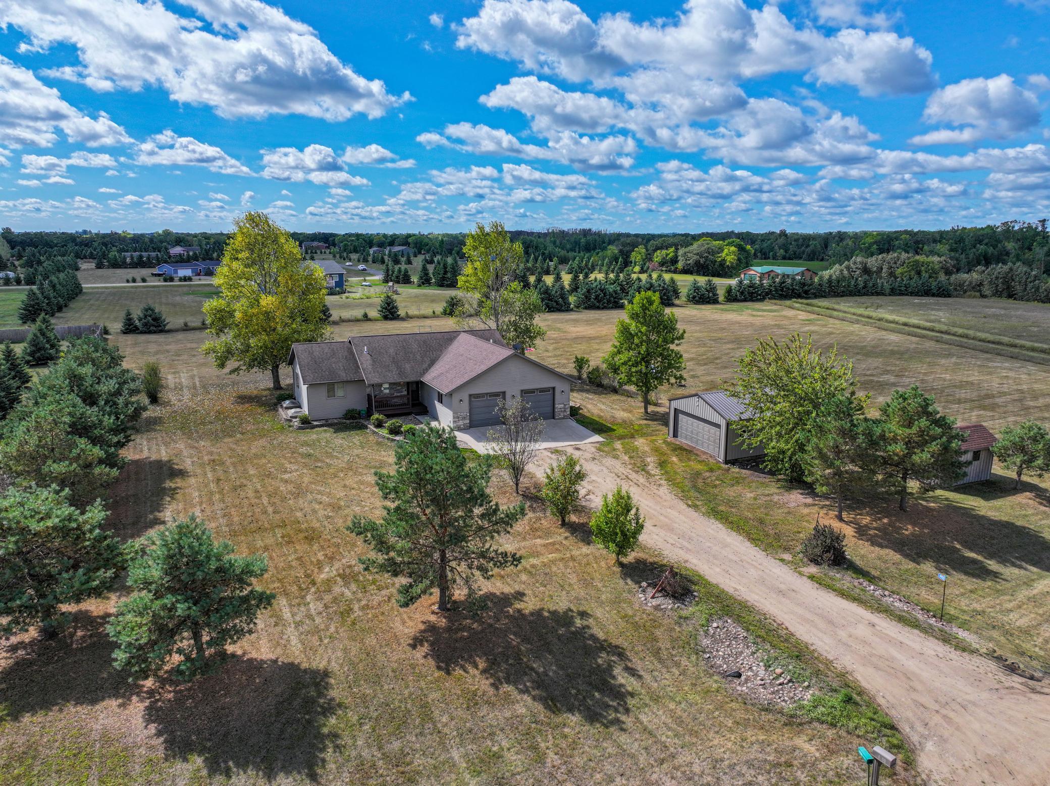 2004 single family home for sale at 4900 Bear Path Road SE in Alexandria, MN — 5 bed, 3 bath