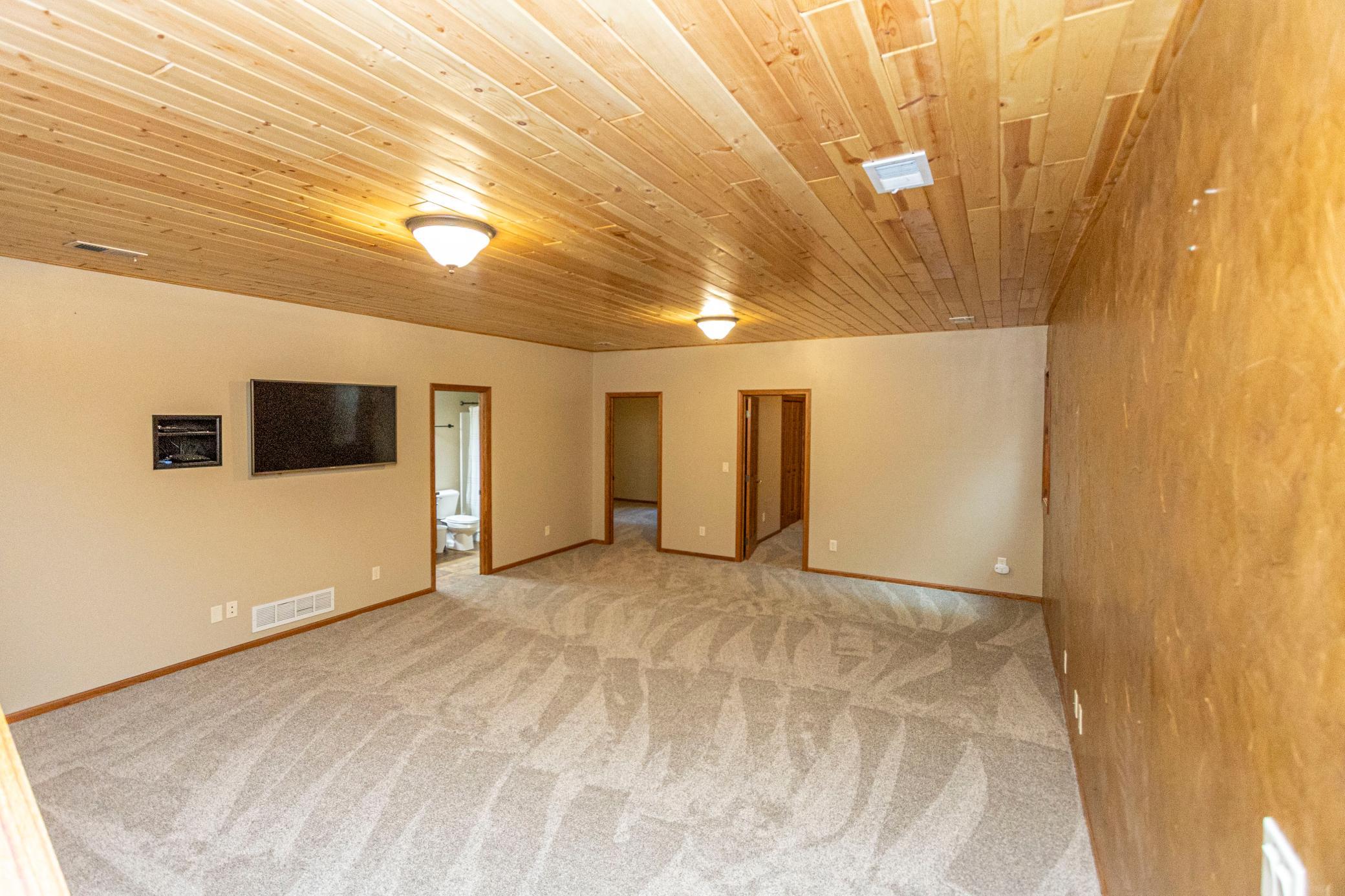2004 single family home for sale at 4900 Bear Path Road SE in Alexandria, MN — 5 bed, 3 bath (photo 25 of 50)