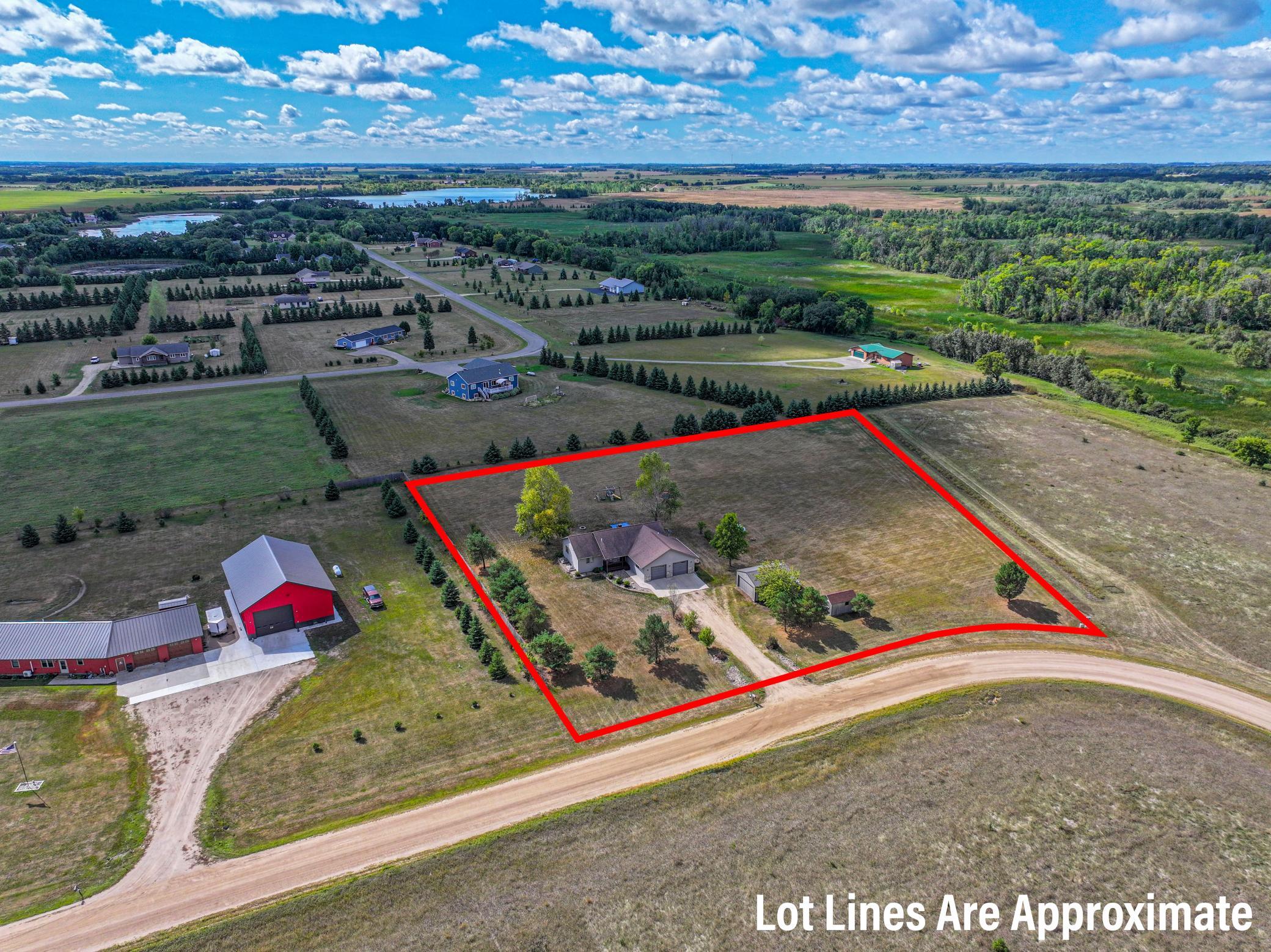 2004 single family home for sale at 4900 Bear Path Road SE in Alexandria, MN — 5 bed, 3 bath (photo 47 of 50)