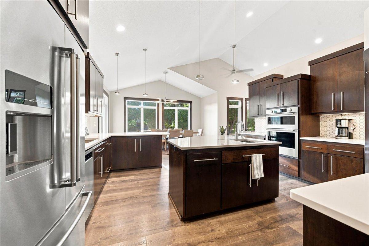 2013 single family home for sale at 1890 Ridgewood Drive NW in Alexandria, MN — 5 bed, 4 bath (photo 11 of 61)